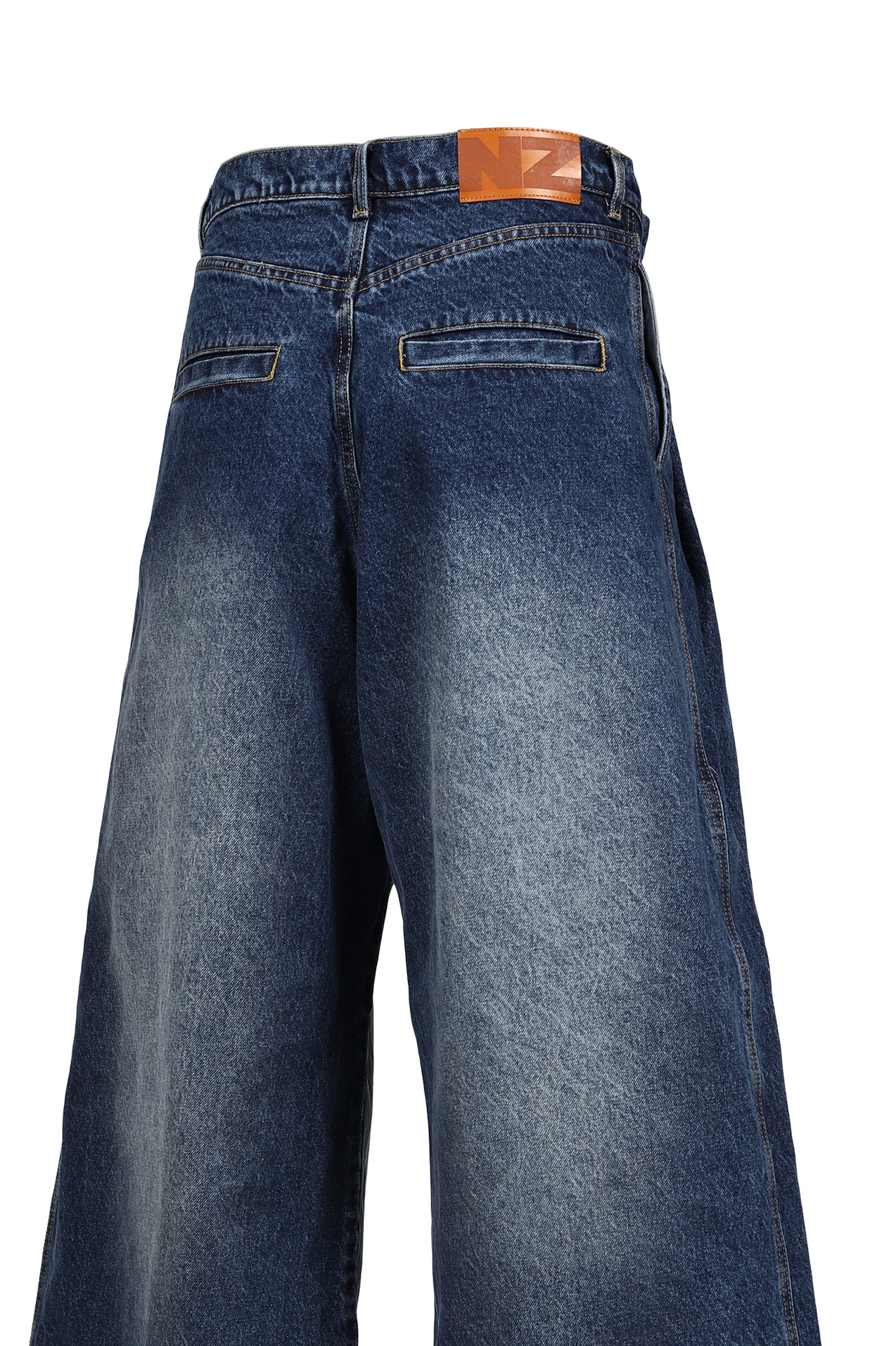 PLEATED JEANS / DENIM DARK WASH