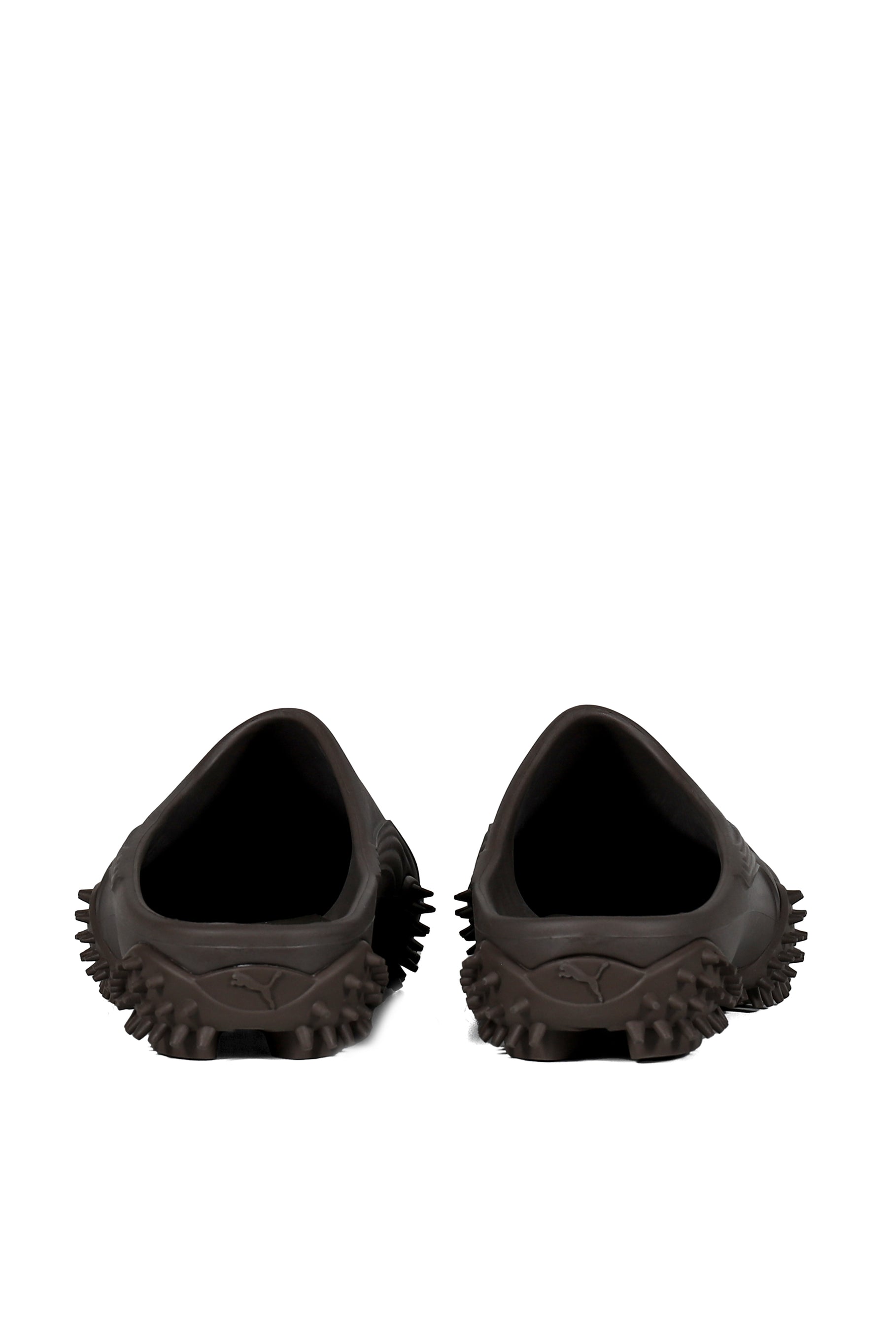 PUMA × LGN MOSTRO MULE INJ LGN / BITTER CHOCOLATE