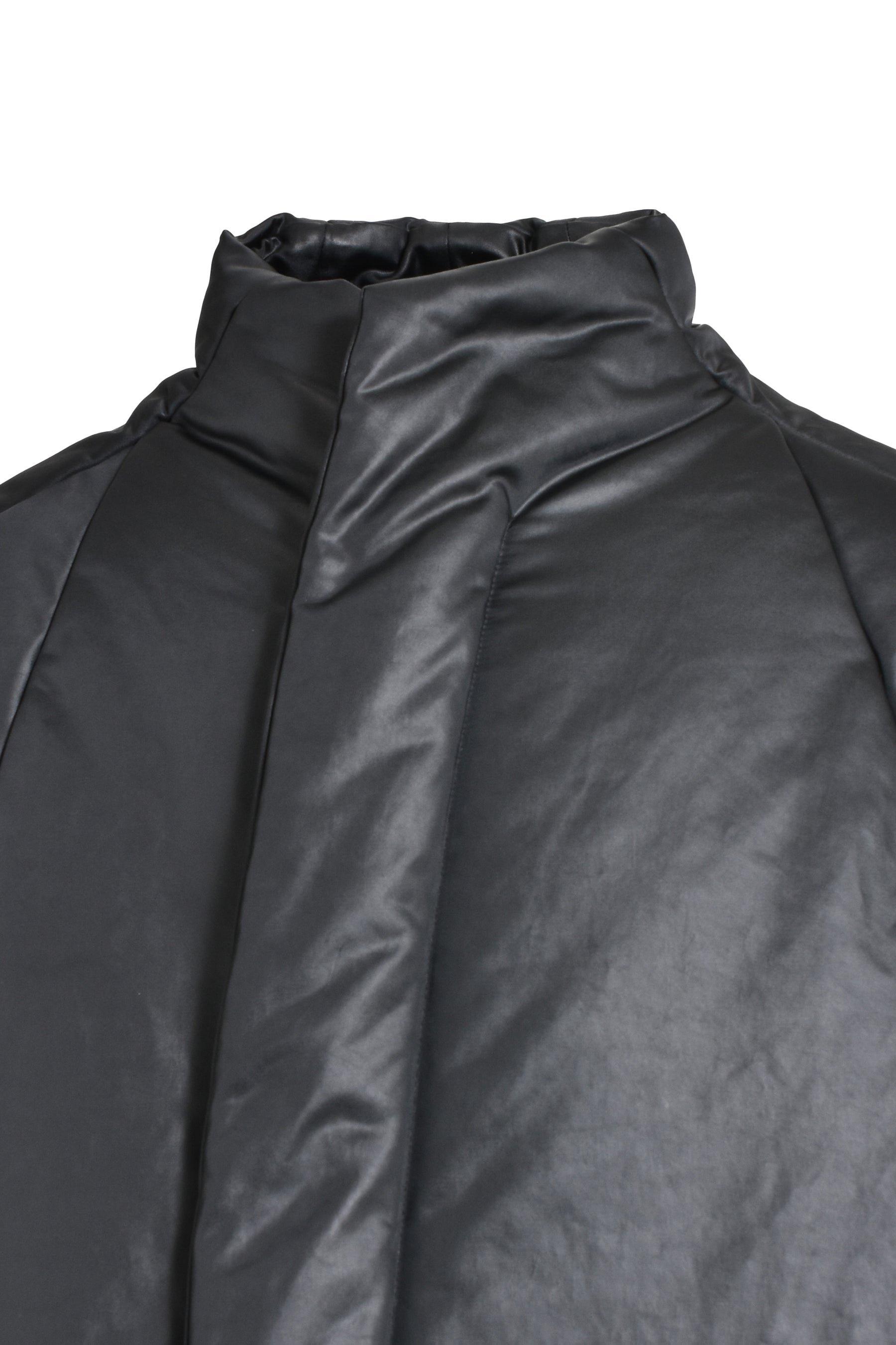 COATED SATIN PADDED BLOUSON / BLK