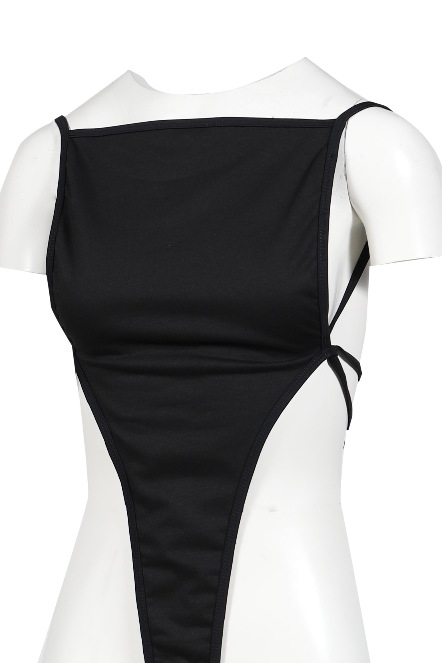 SQUARED BODYSUIT / BLK