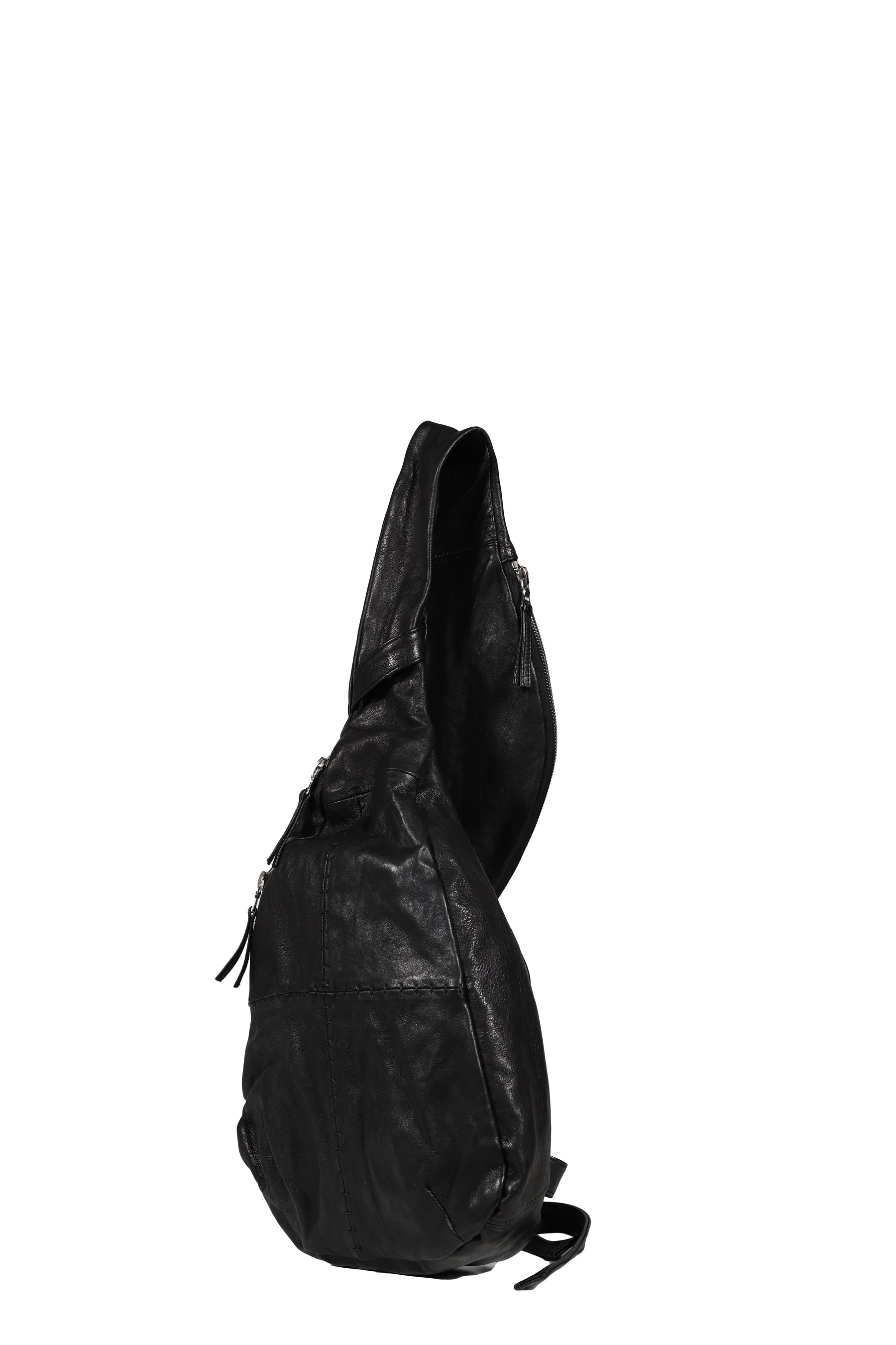 LEATHER SLING BAG / BLK
