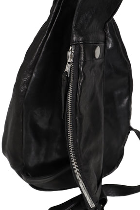 LEATHER SLING BAG / BLK