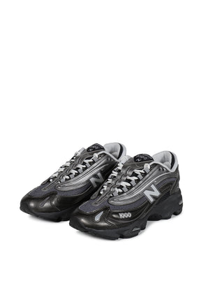 U1000 / 7V7