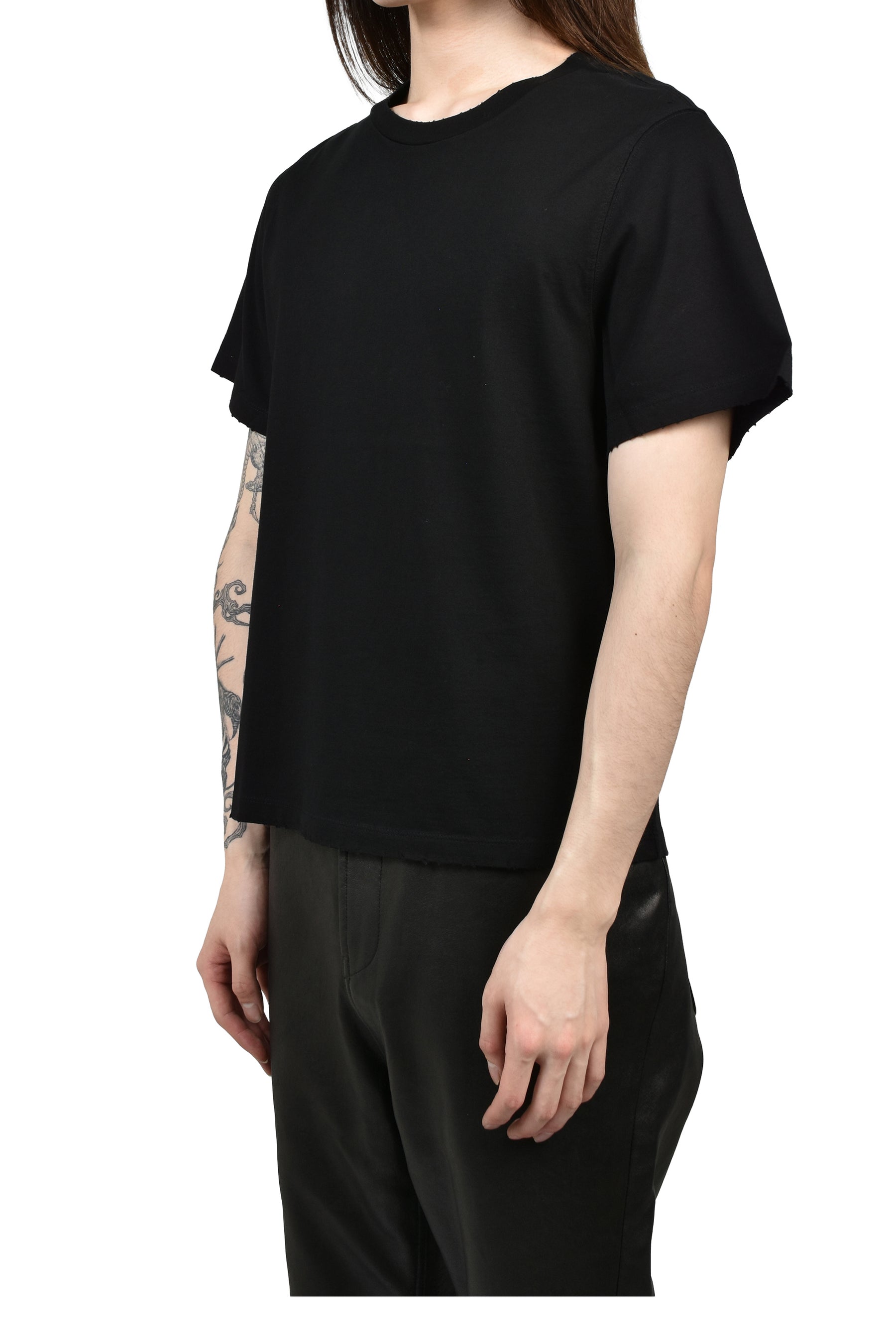 CROPPED T-SHIRT / BLK