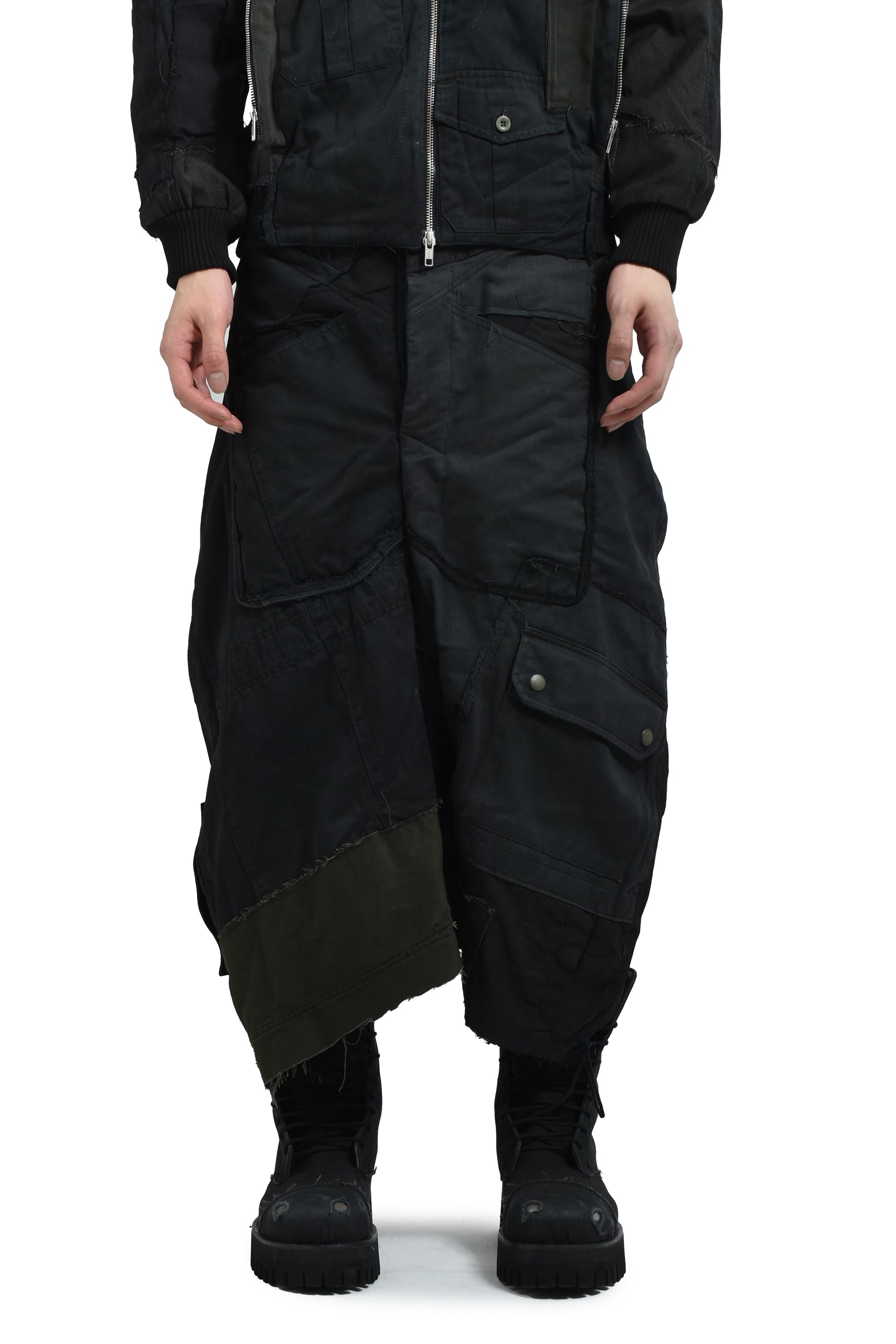 “LAPATO” SHORTS / BLK DYEING 