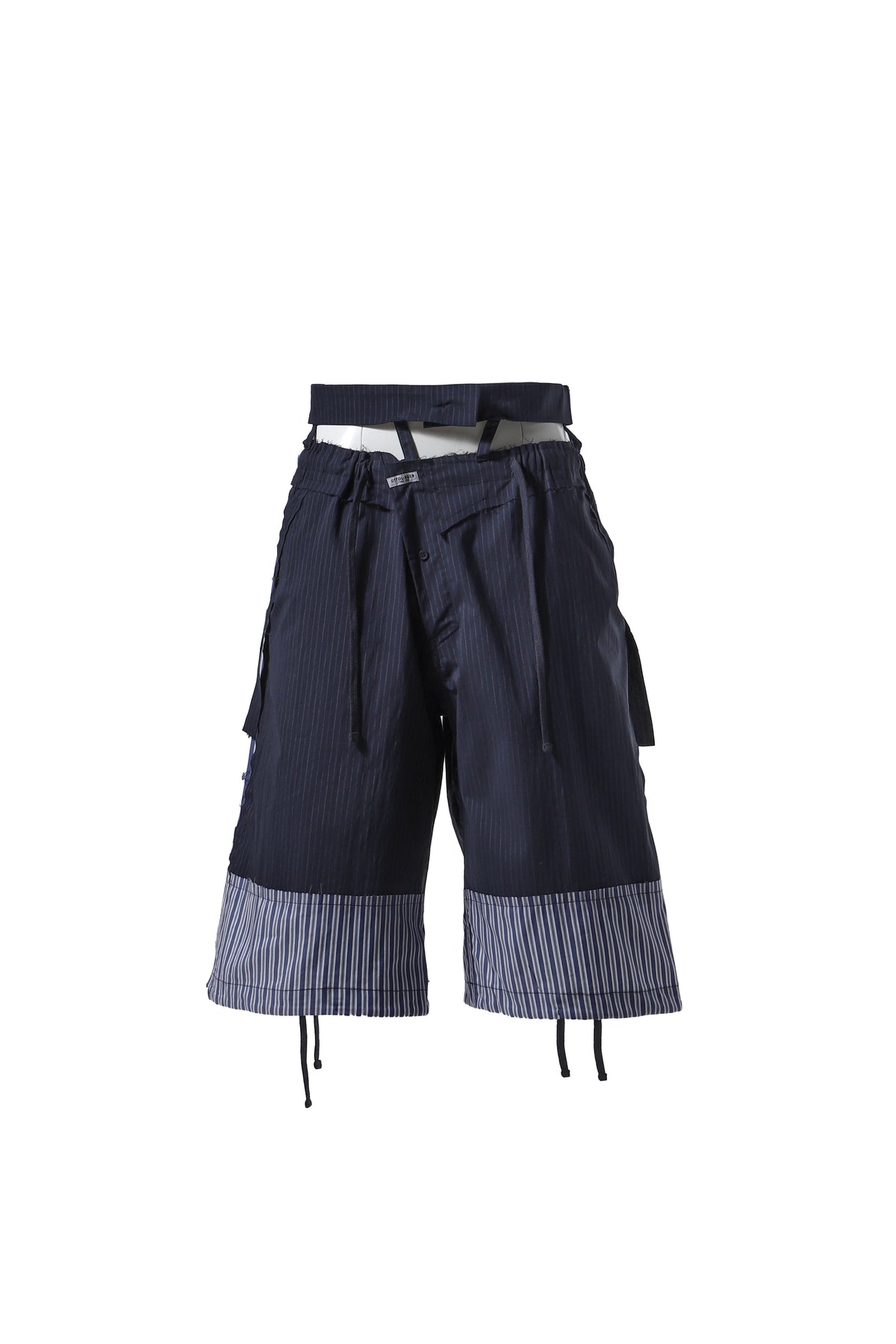 BAGGY CARGO SHORTS / BLU