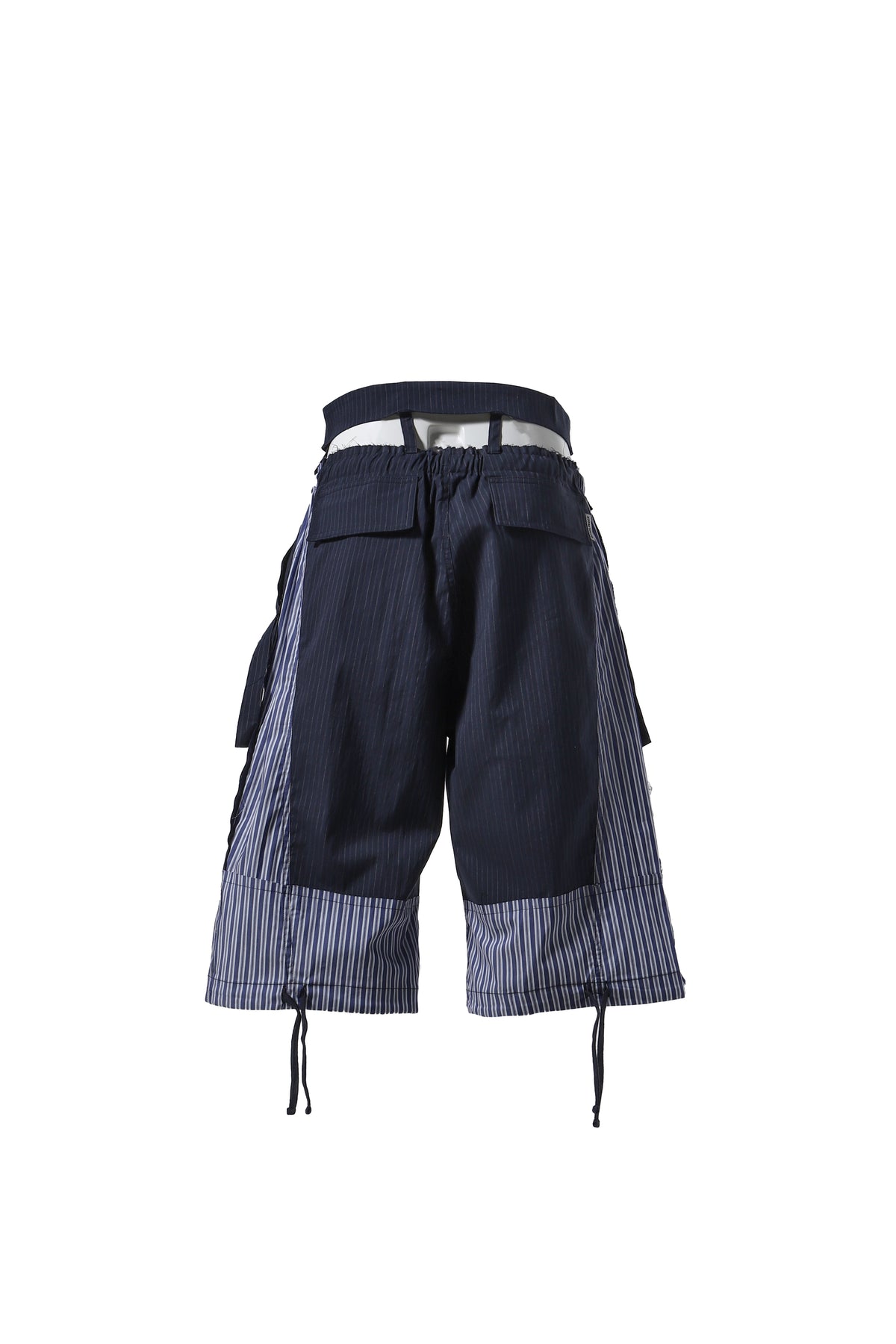 BAGGY CARGO SHORTS / BLU