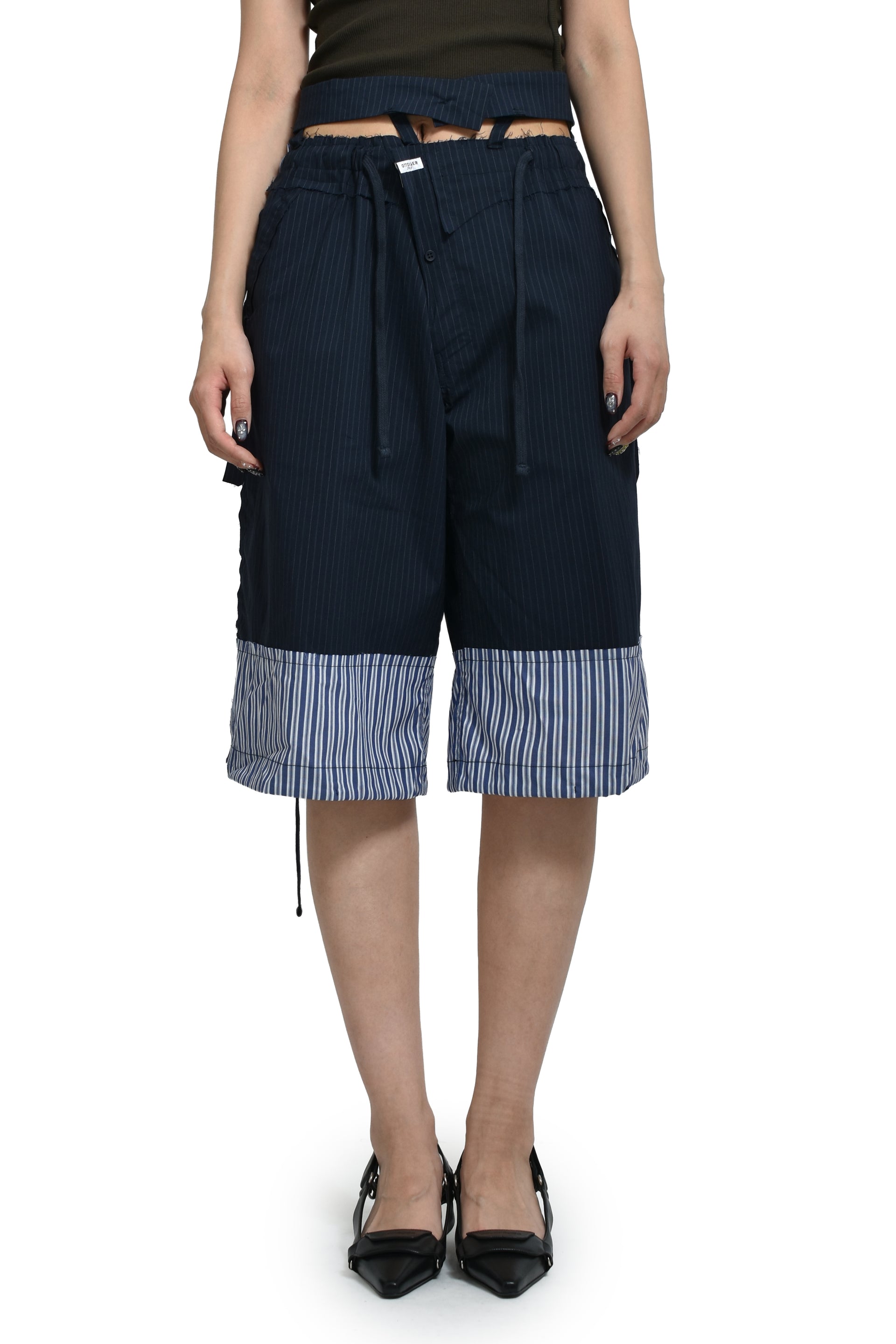 BAGGY CARGO SHORTS / BLU