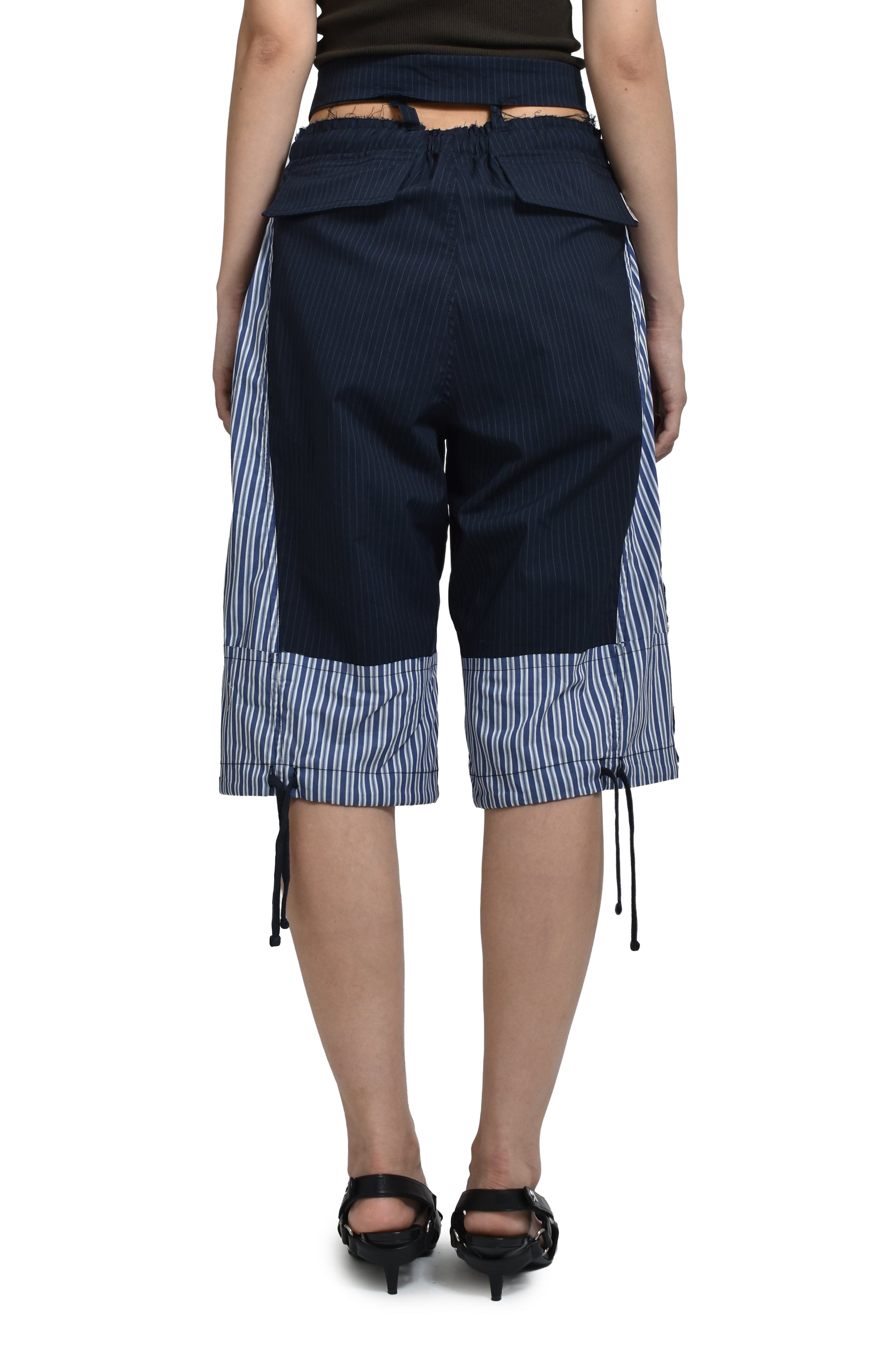 BAGGY CARGO SHORTS / BLU