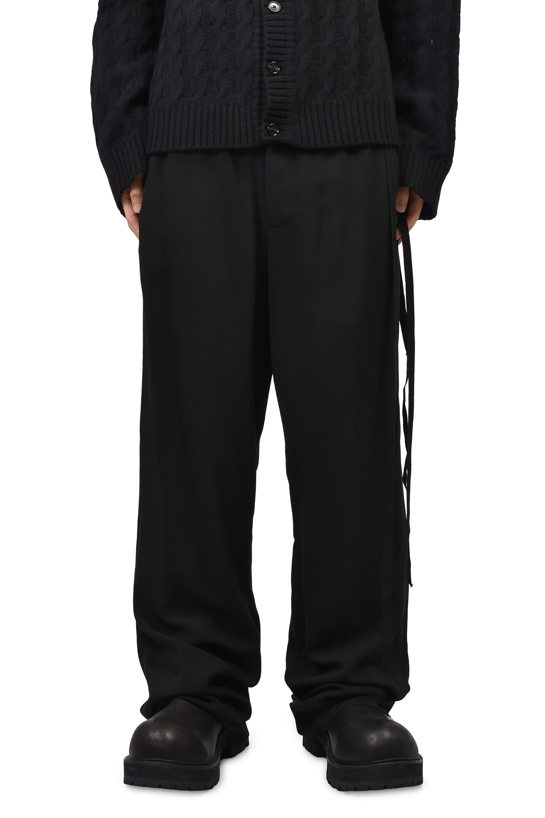 LEON COMFORT FIT TROUSERS / BLK