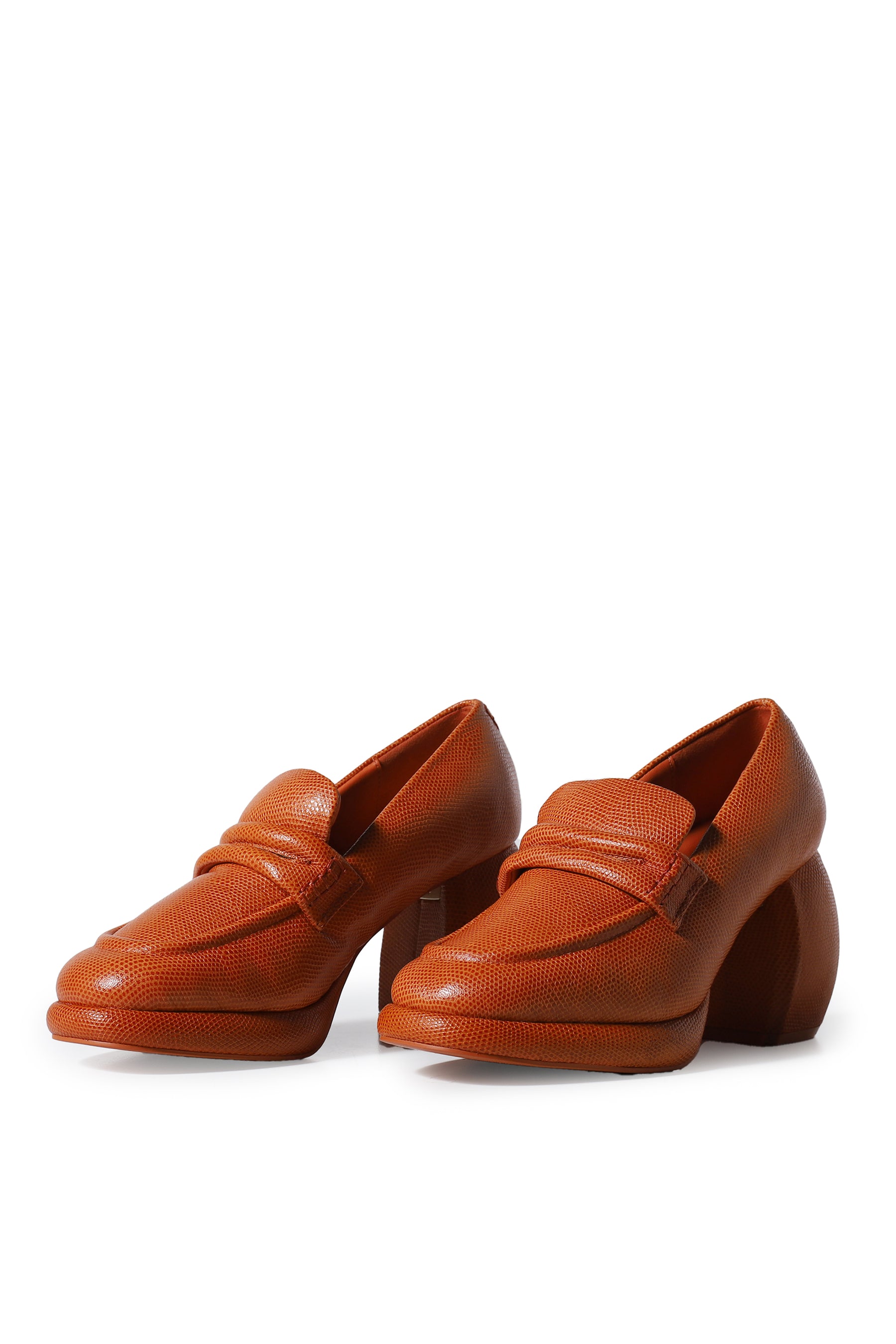 CUR LOAFER 1 W / ORANGE INT LEA