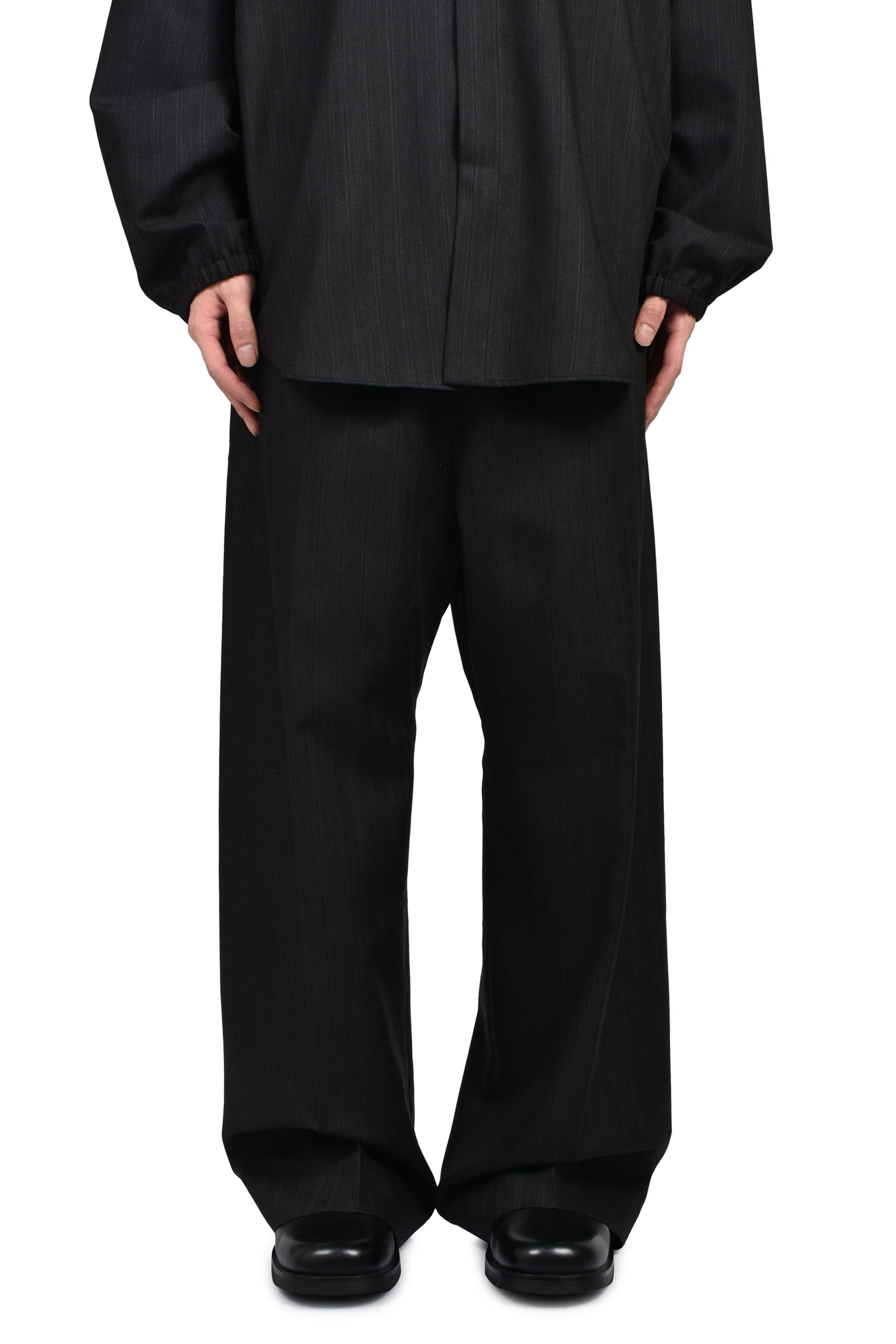 WIDE LEG DRAWSTRING PANTS / BLK STRIPED
