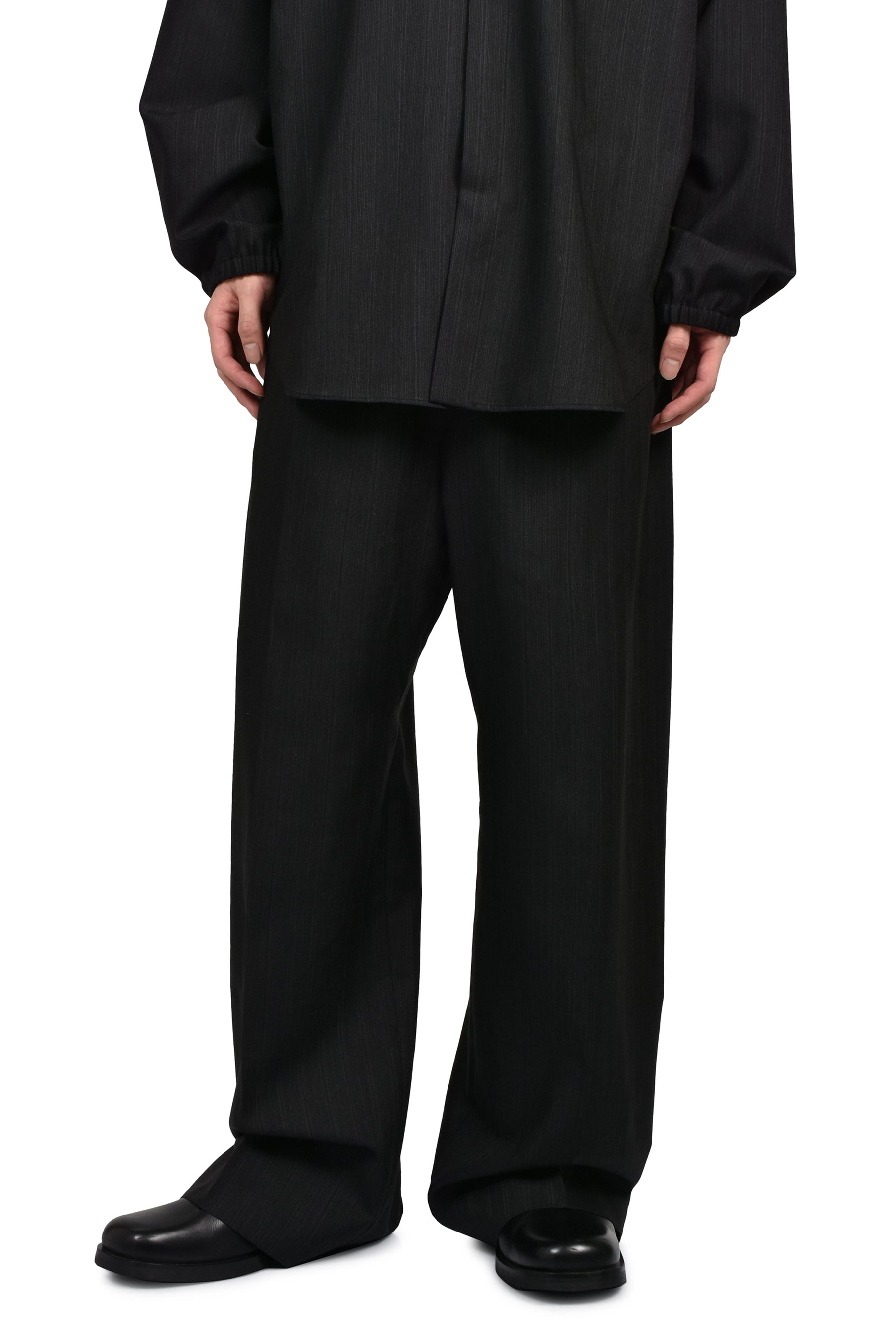 WIDE LEG DRAWSTRING PANTS / BLK STRIPED