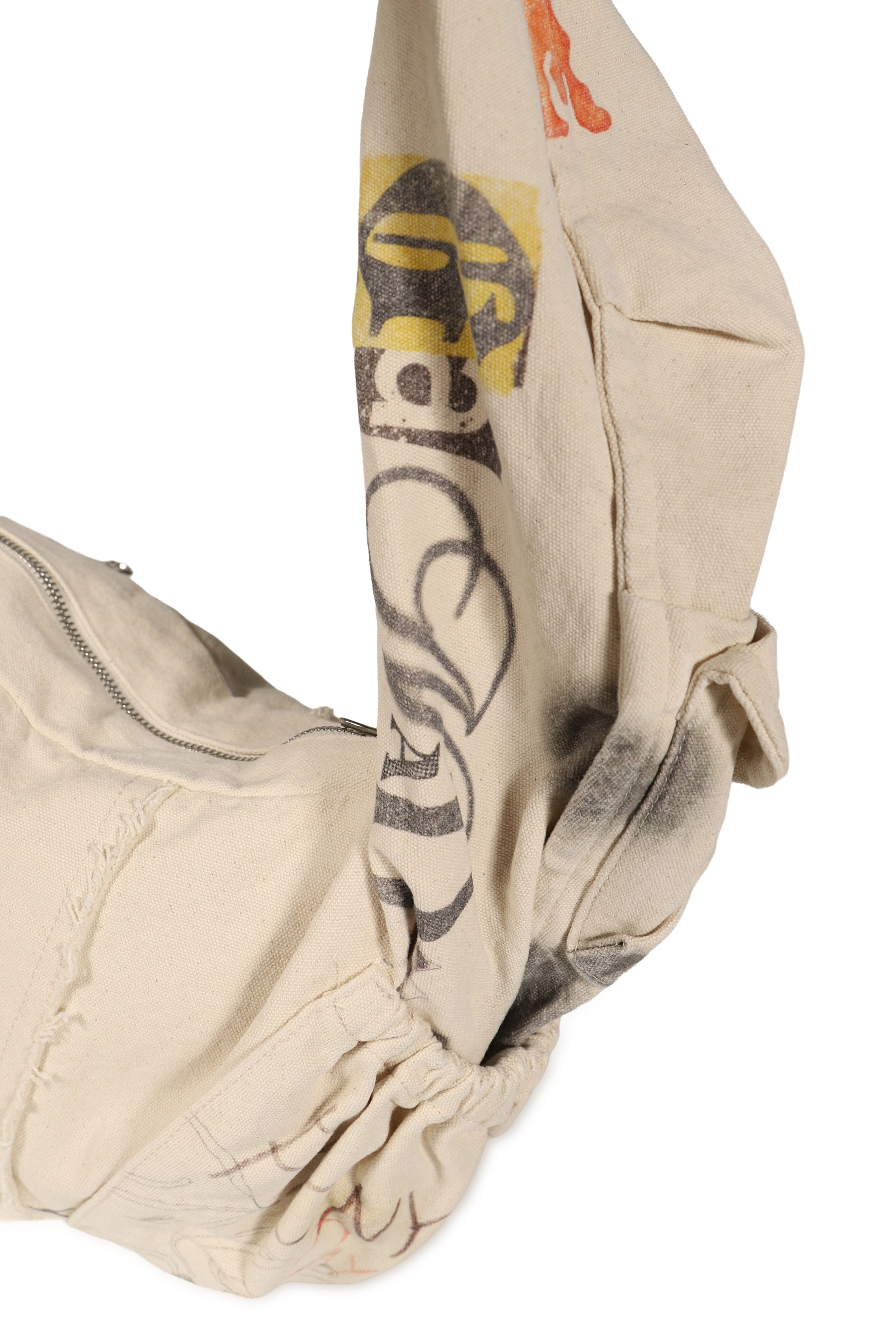 YY GRAPHIC CARGO MESSENGER BAG / WHT