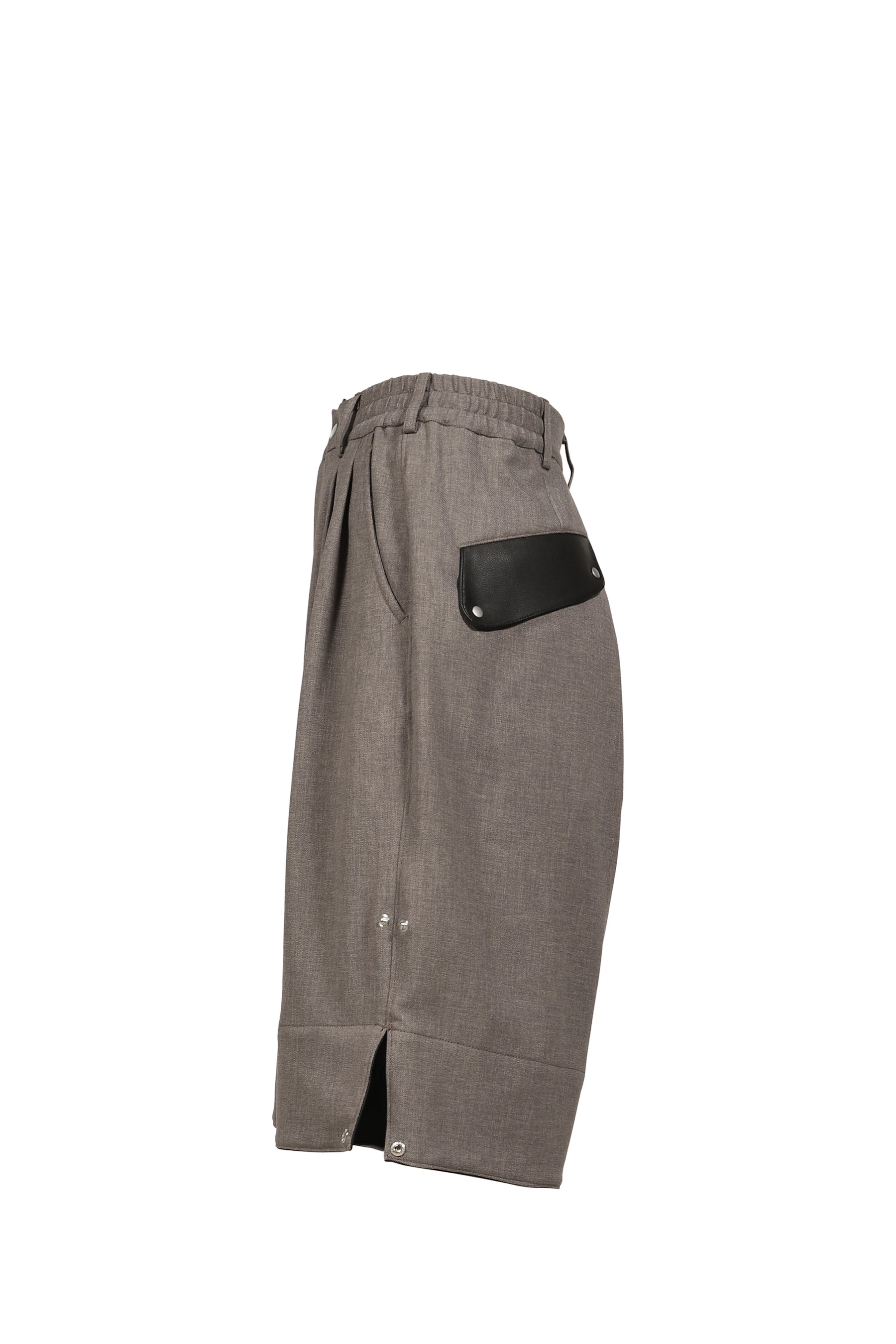 LES ARCS SHORTS / KHA