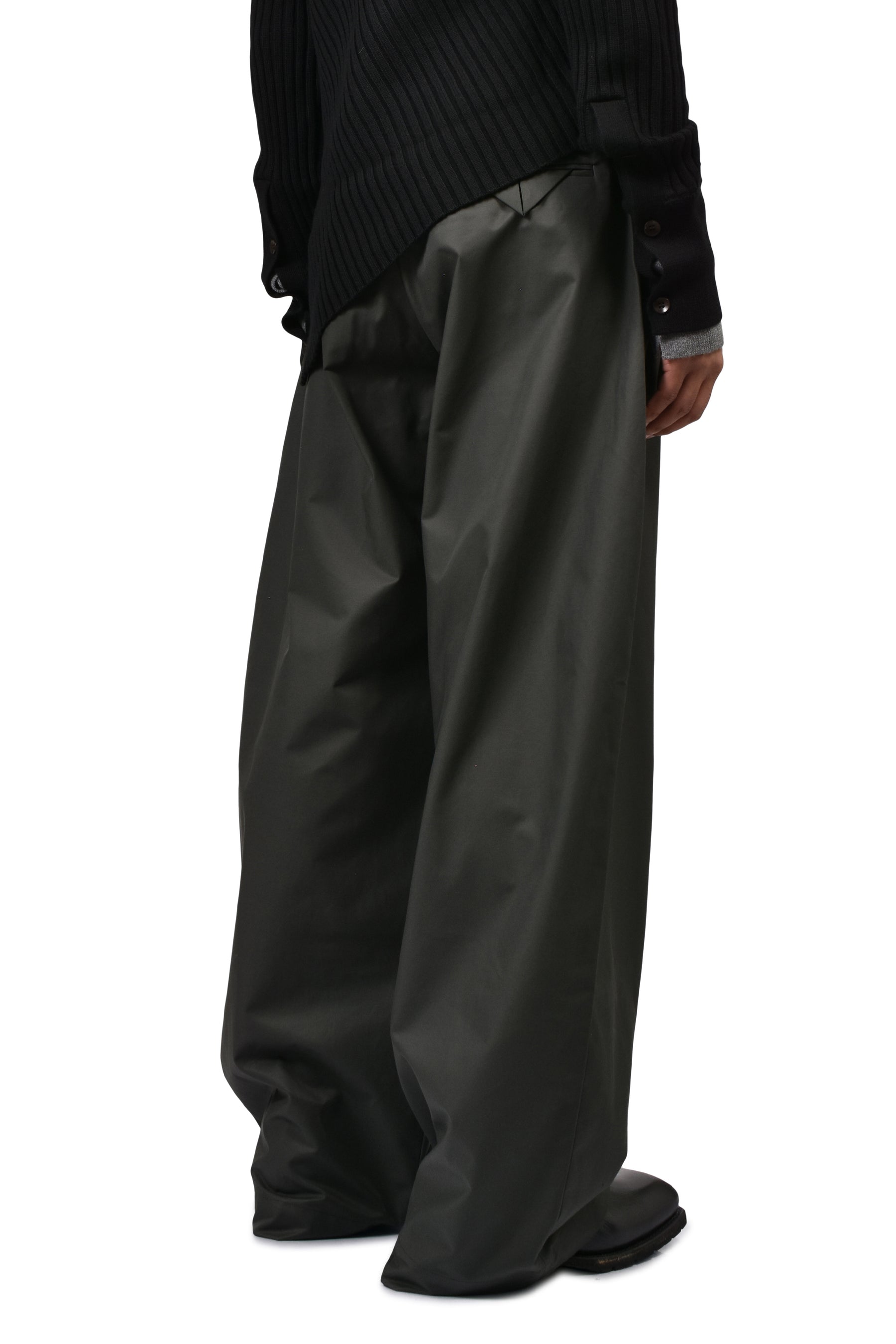 HYBRID TRACK PANT / GRN
