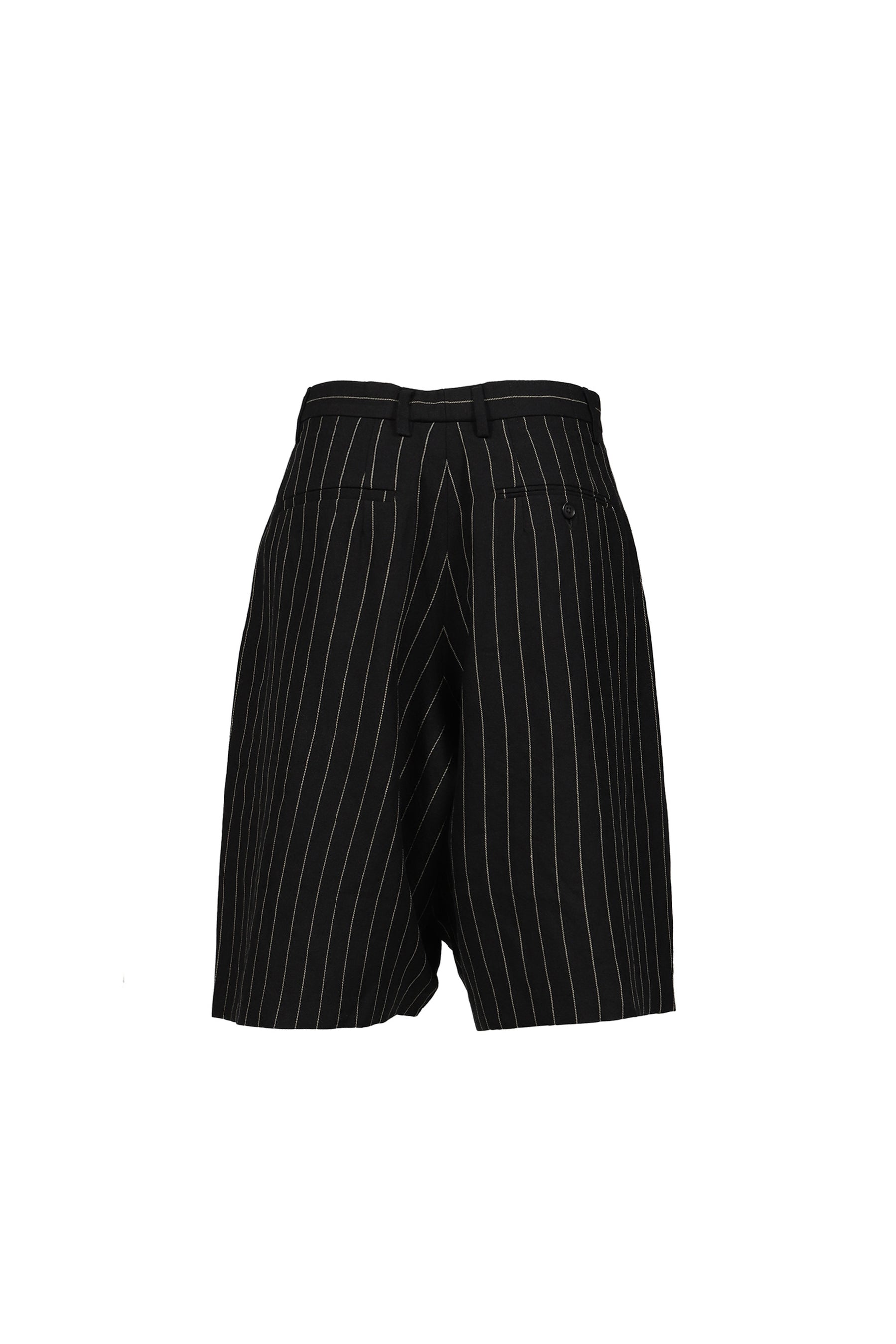 JUMBO TAILORED SHORT / BLK WHT PINSTRIPE