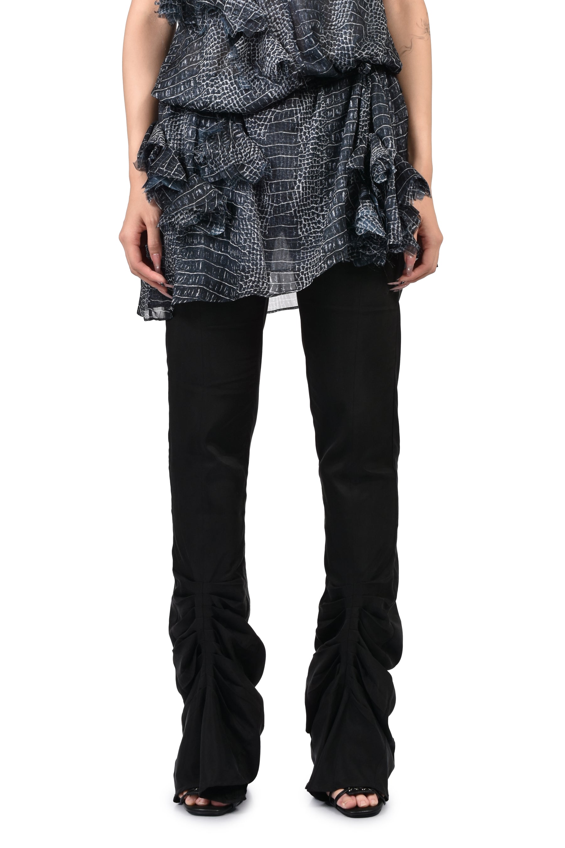 BLACK HORIZONTAL PLEATED DRAPED FLARE PANTS / BLK