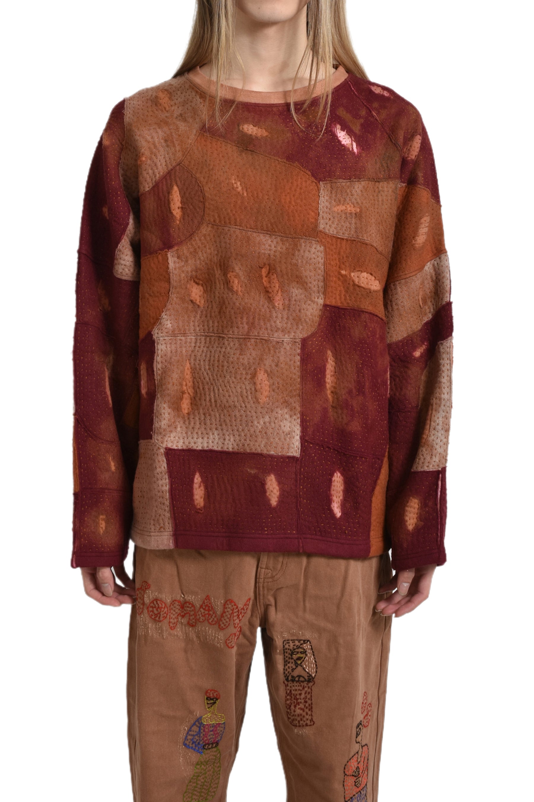 DISTRESSED CREWNECK IN BROWN / BRWN