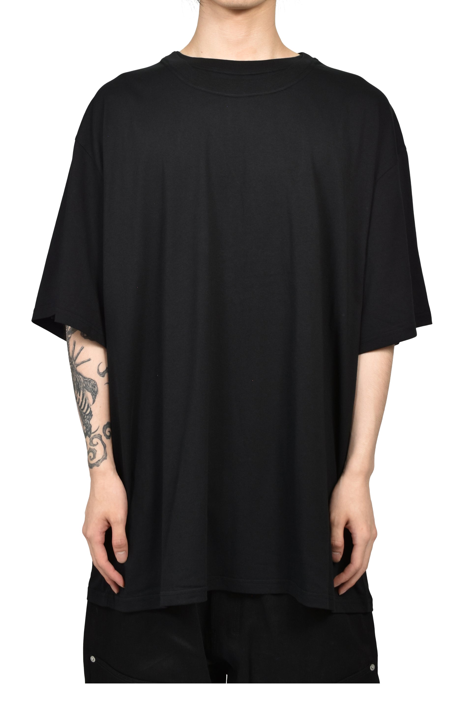 OVERSIZED DOUBLE COLLAR T-SHIRT / BLK