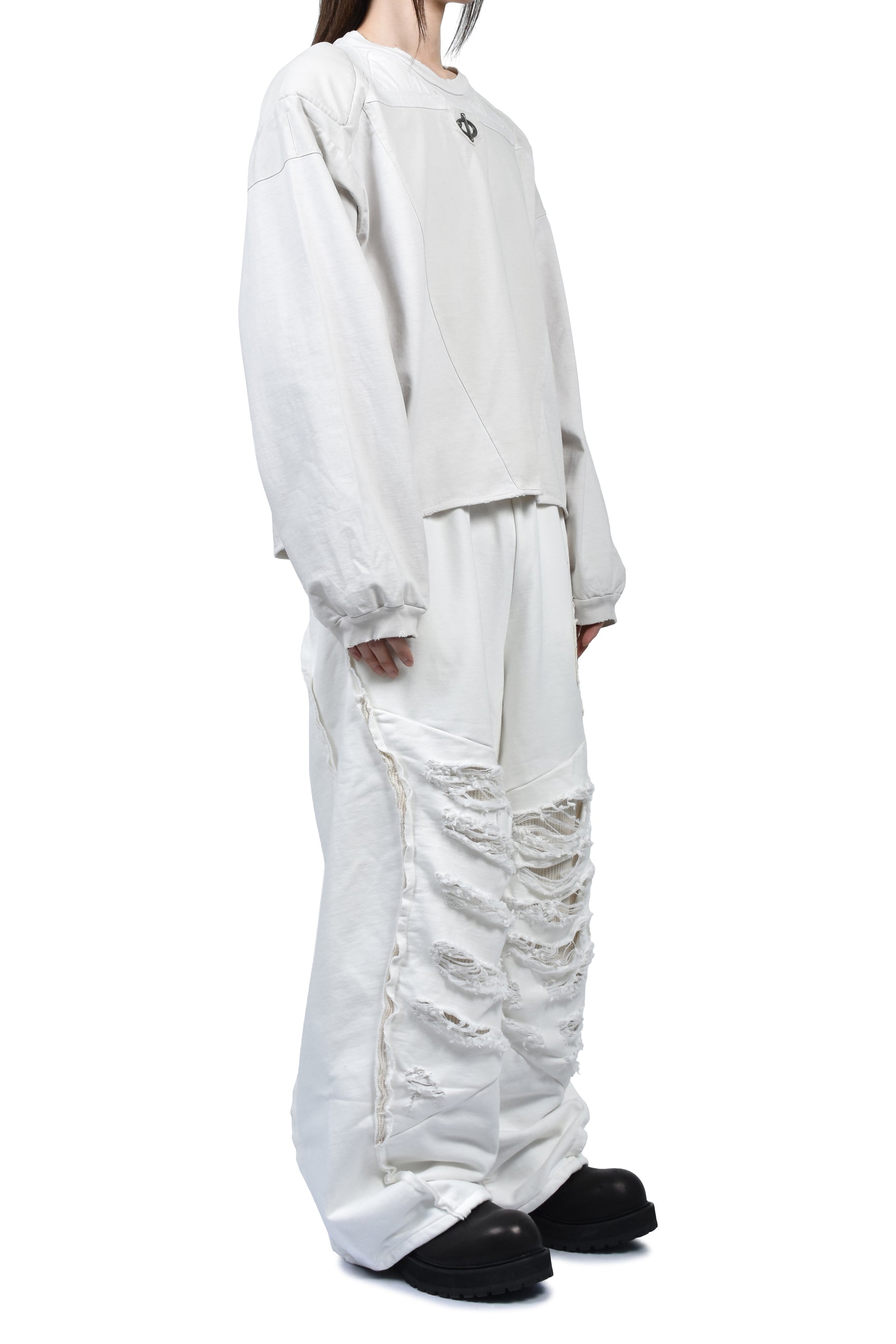 SKOOT PADDED LONG SLEEVE / WHT