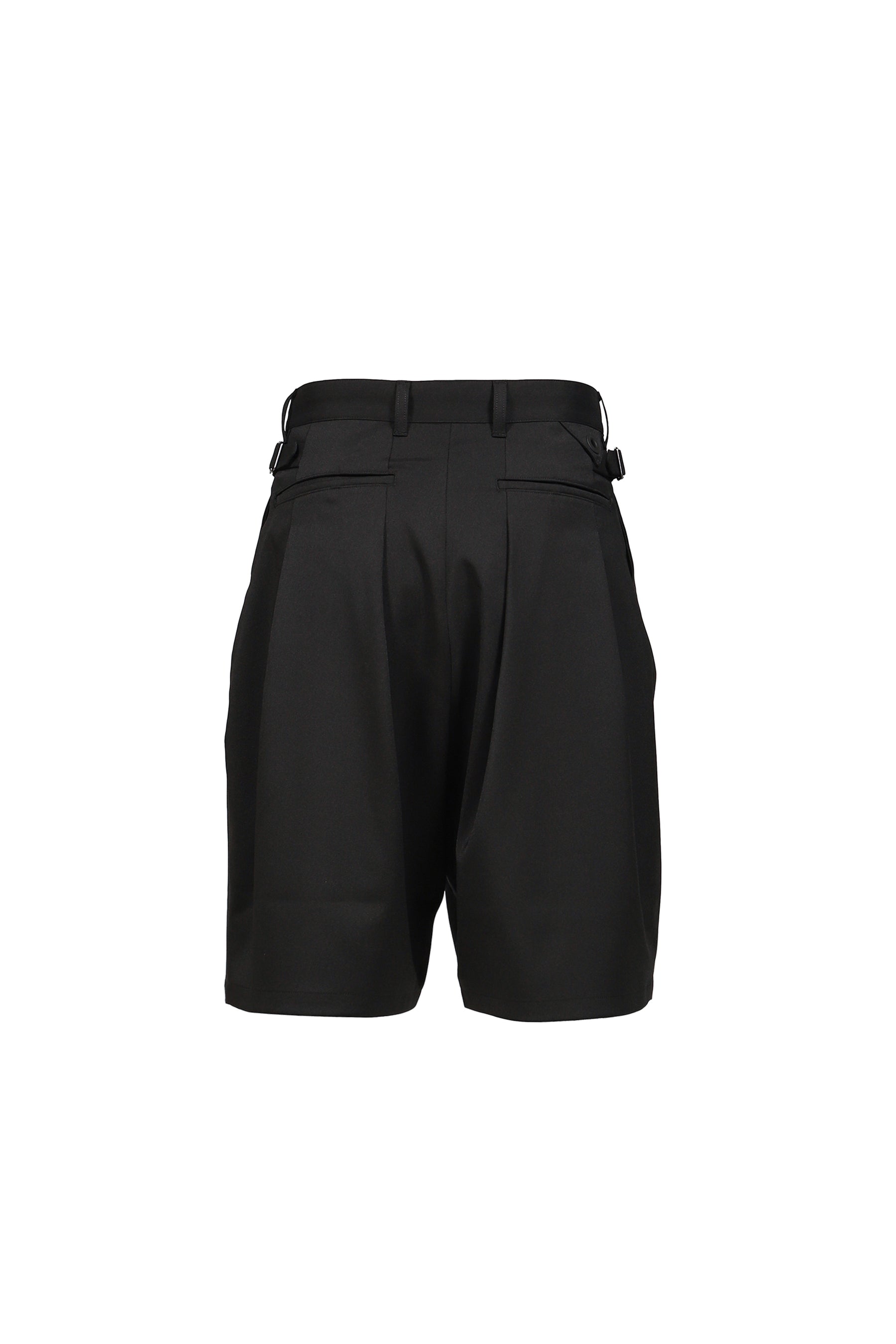 8 TUCK WIDE SHORT PANTS / BLK