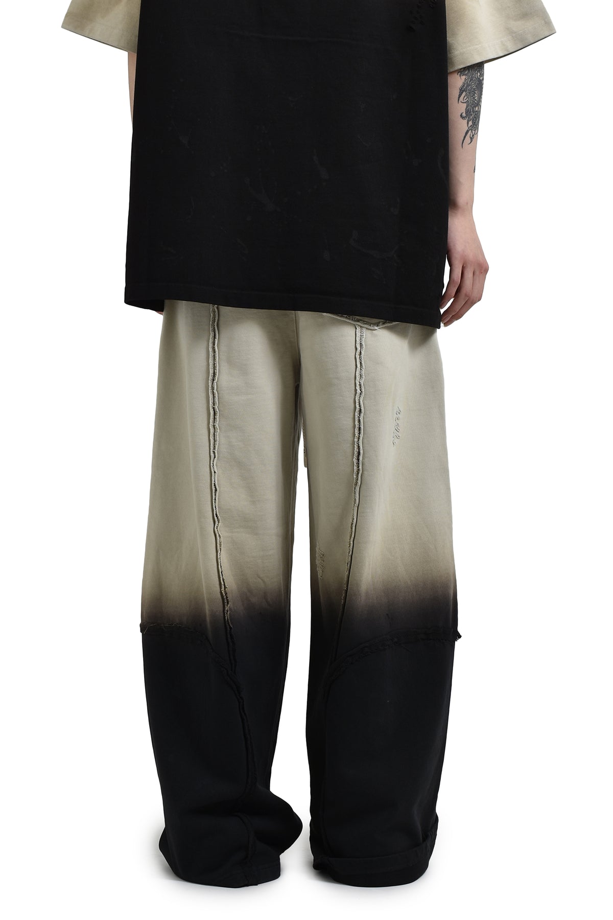 GRADIENT WASHED DECONSTRUCTION SWEATPANTS / BLK