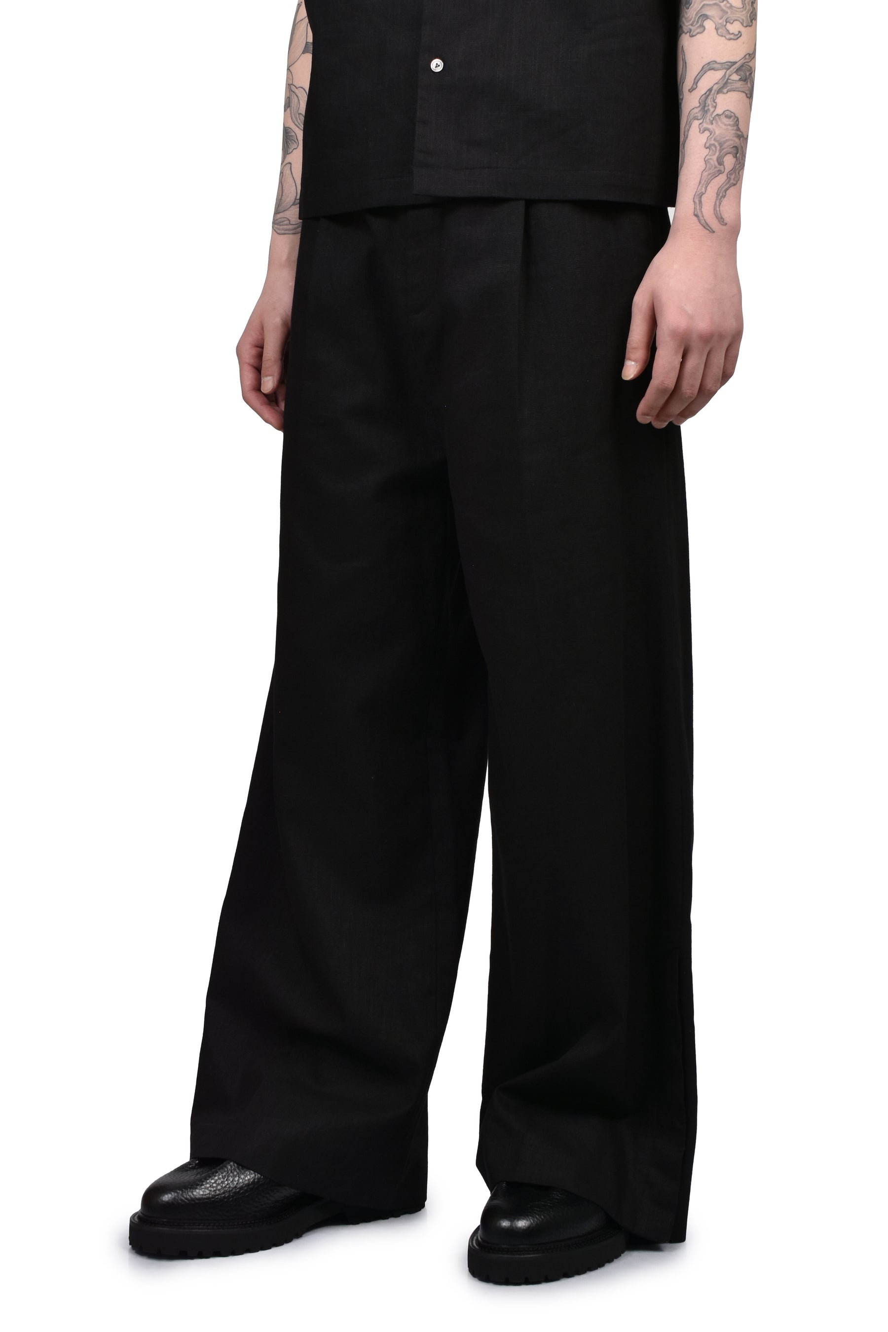 CITIES' CLUB WIDECUT / BLK RAMIE
