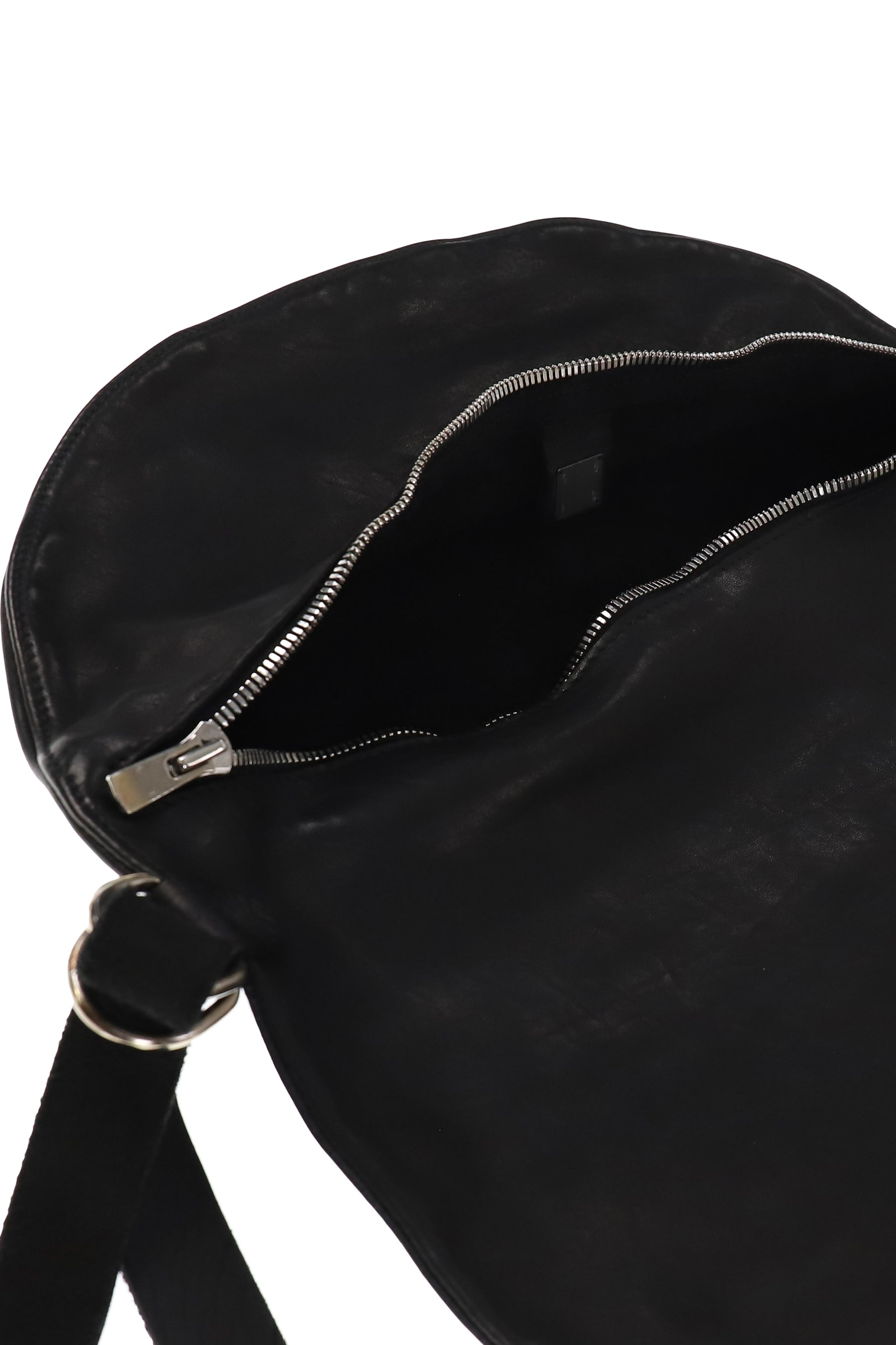 Q09M / BLK