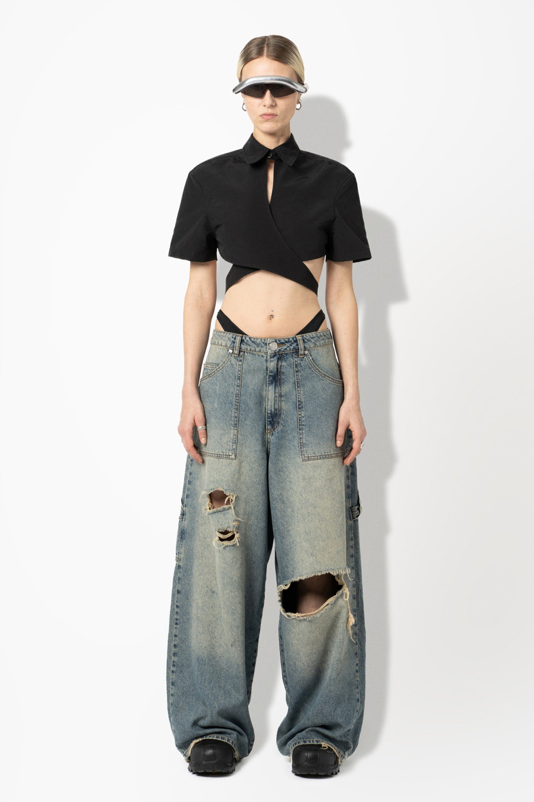 Han Kjøbenhavn FW23 COTTON CROPPED SHIRT / BLK -NUBIAN