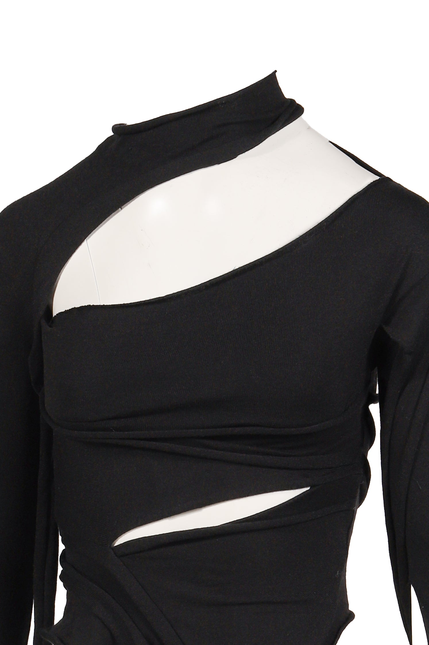 CUT-OUT KNIT LONGSLEEVE / BLK