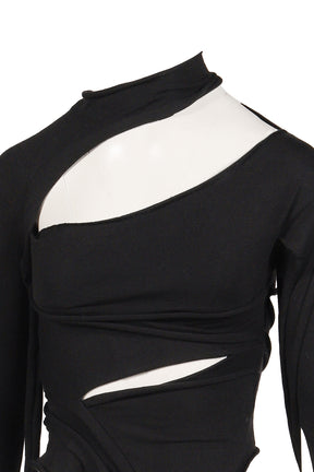 CUT-OUT KNIT LONGSLEEVE / BLK
