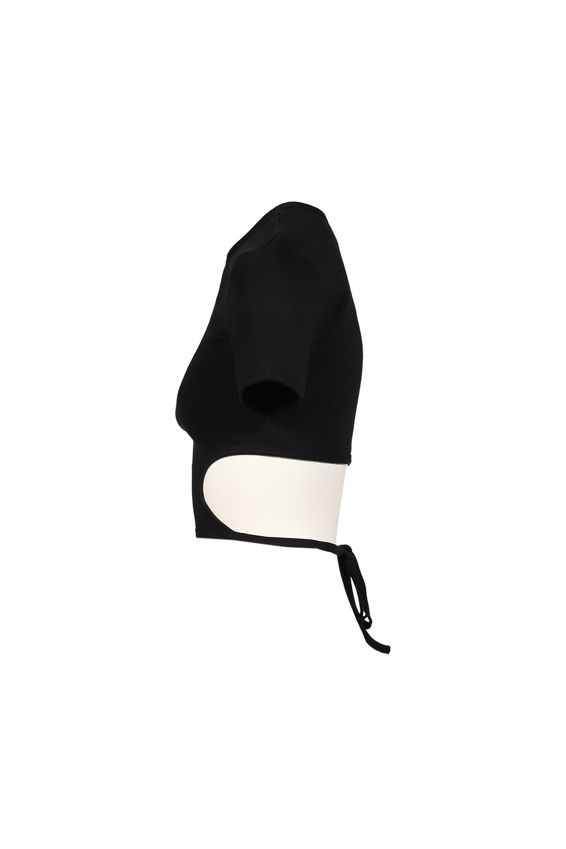 RIBBON CUT OUT CONTRAST T-SHIRT / BLK