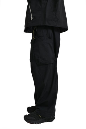 ENCAPSULATED NYLON ULTRAWIDE DRAWCORD CARGO TROUSER GEN. 1 (P30AL-E) / BLK