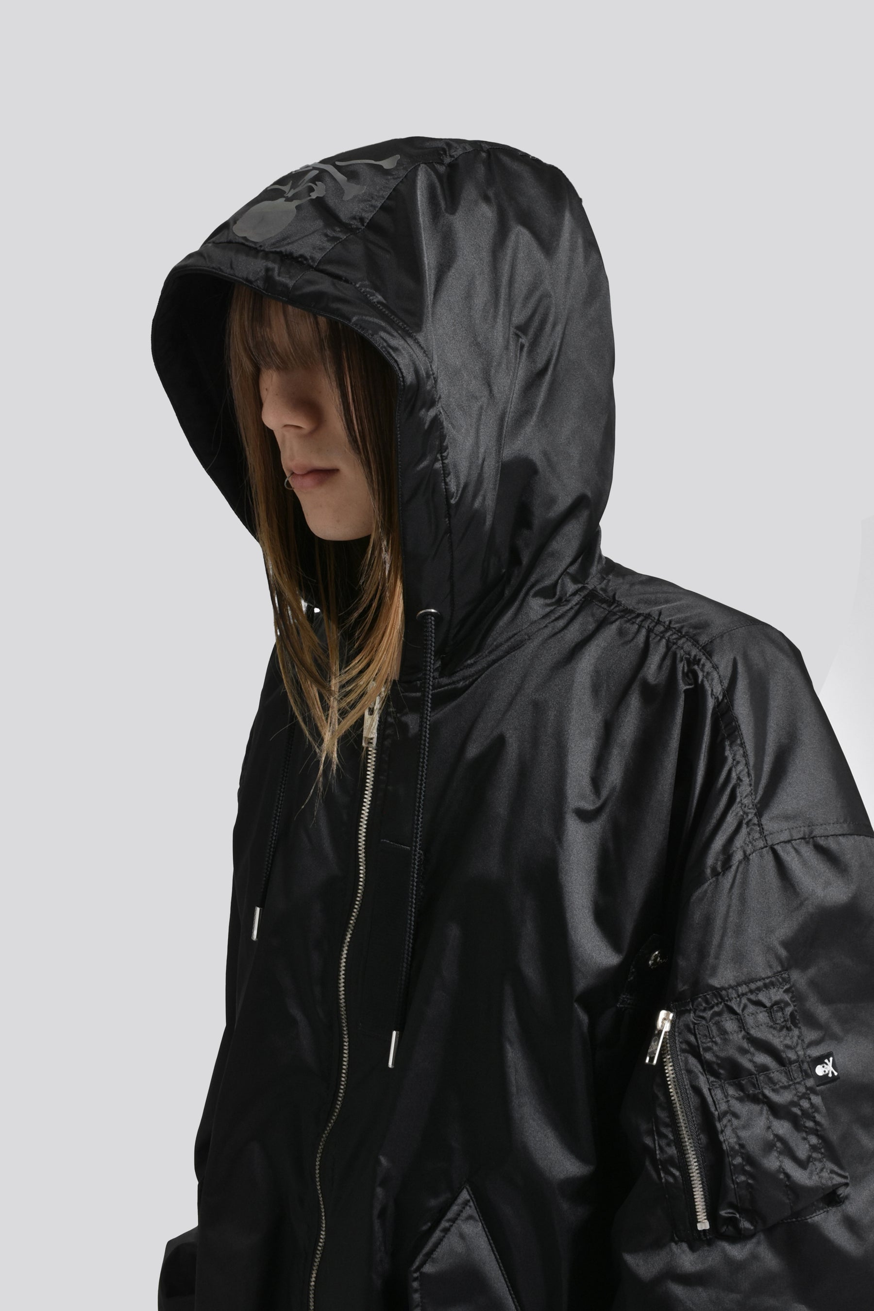 HOODED MA-1 / BLK