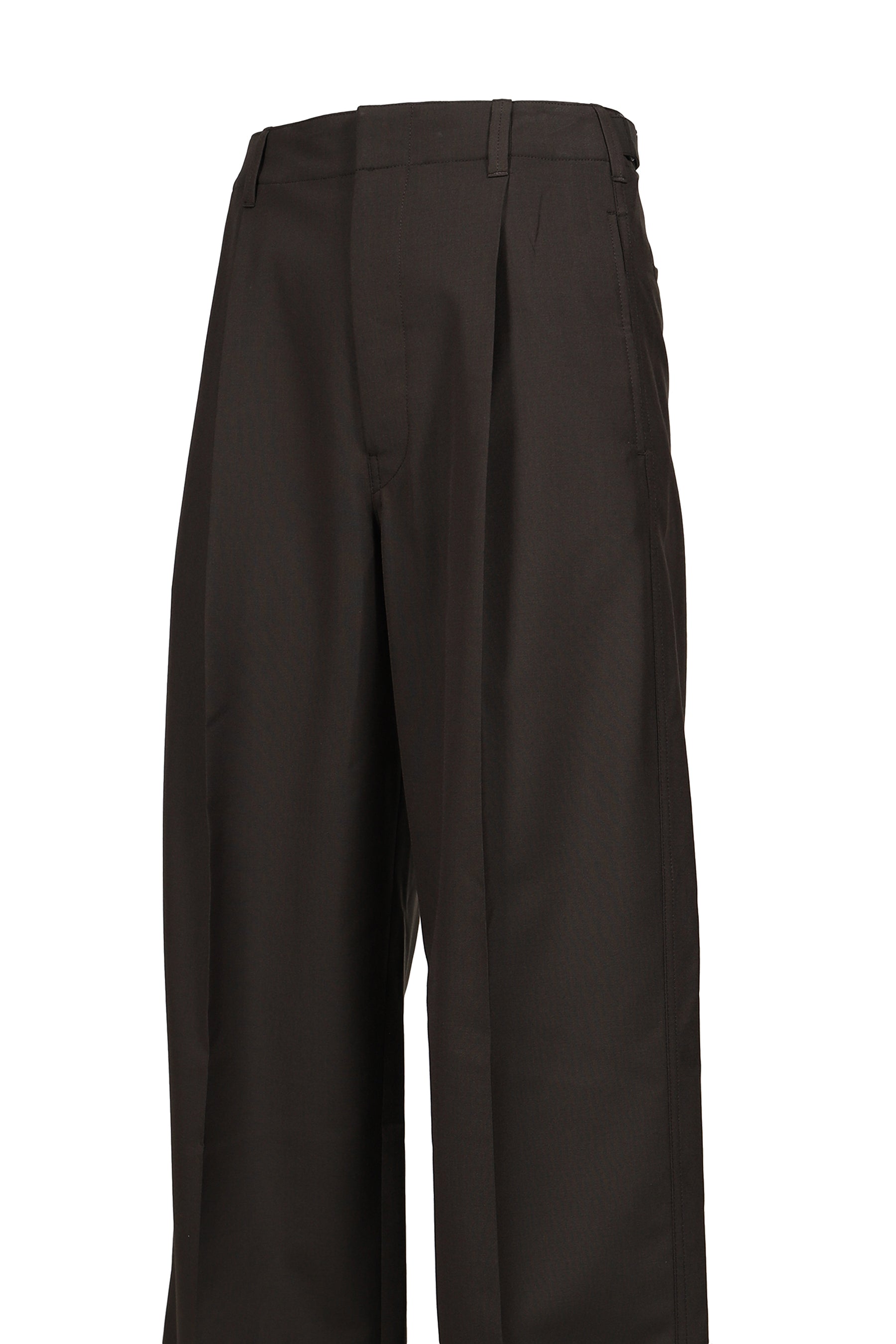 SINGLE PLEAT TAILORED PANTS / MOSS