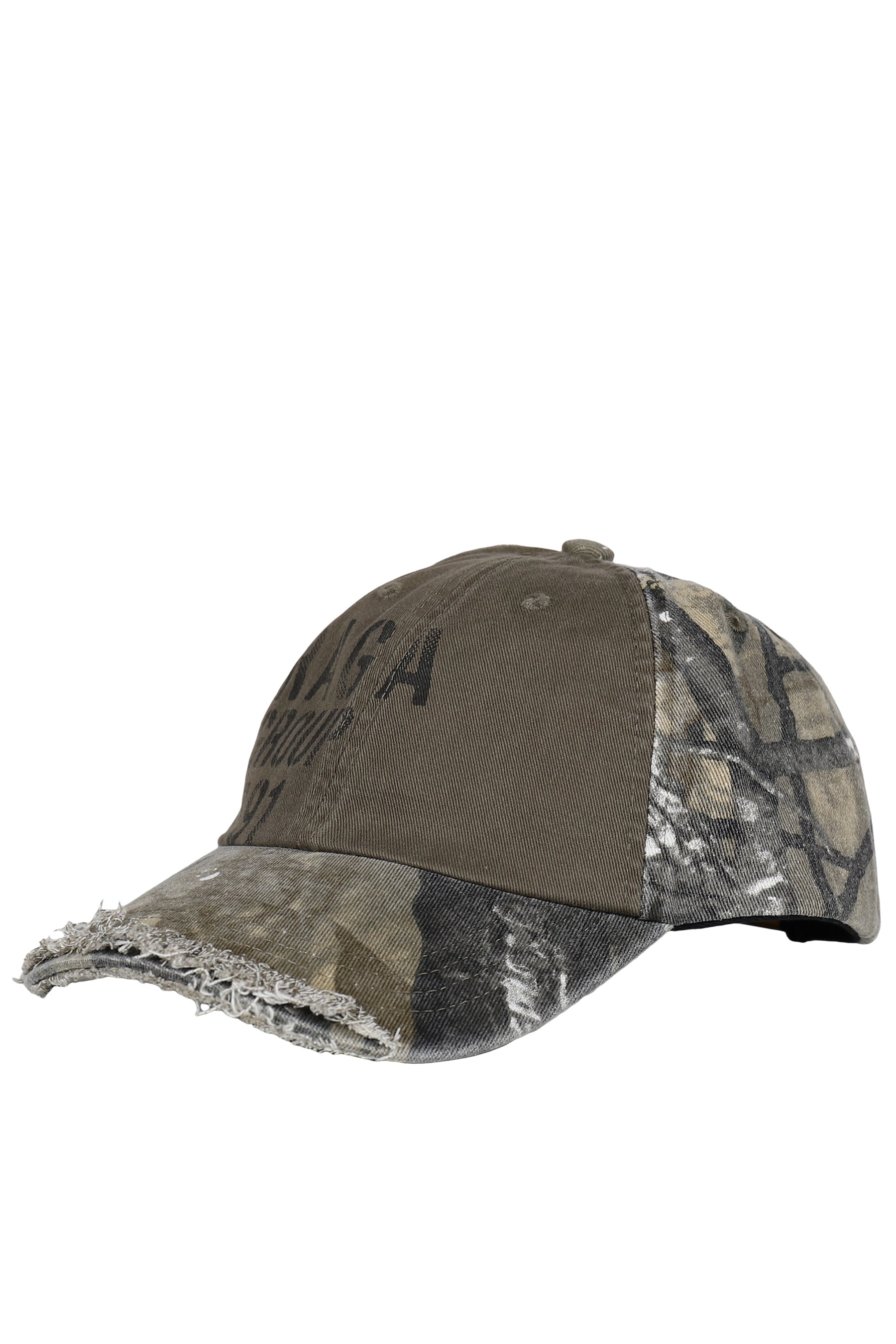 ON THE HUNT GRAPHIC HAT / CAMO