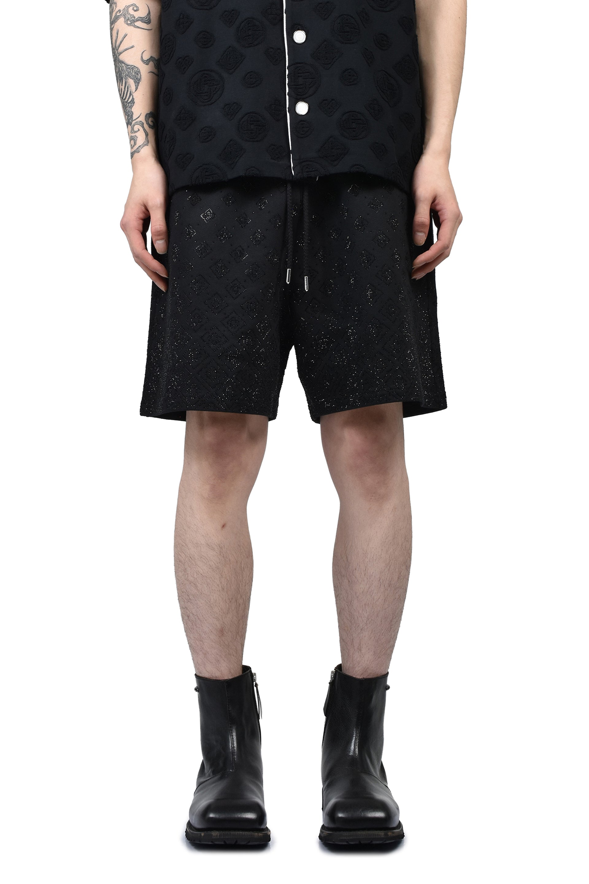CRYSTAL MONOGRAM SWEATSHORT / BLK