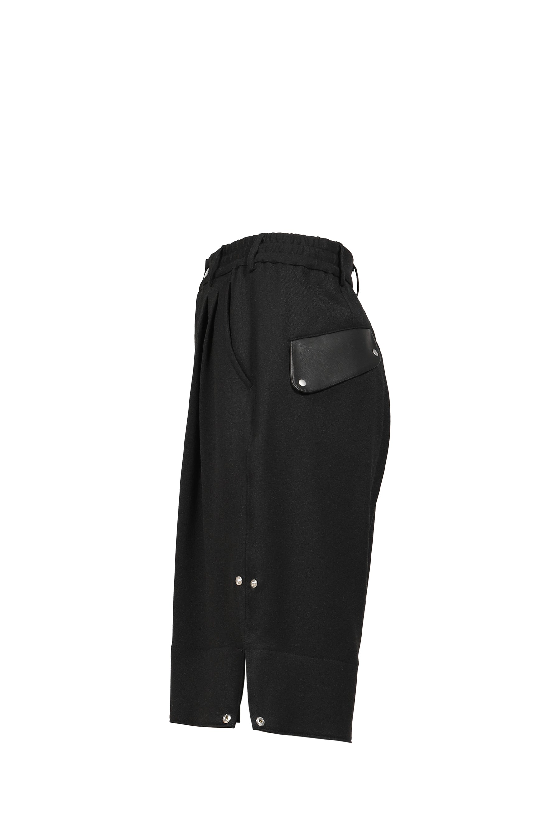 LES ARCS SHORTS / BLK