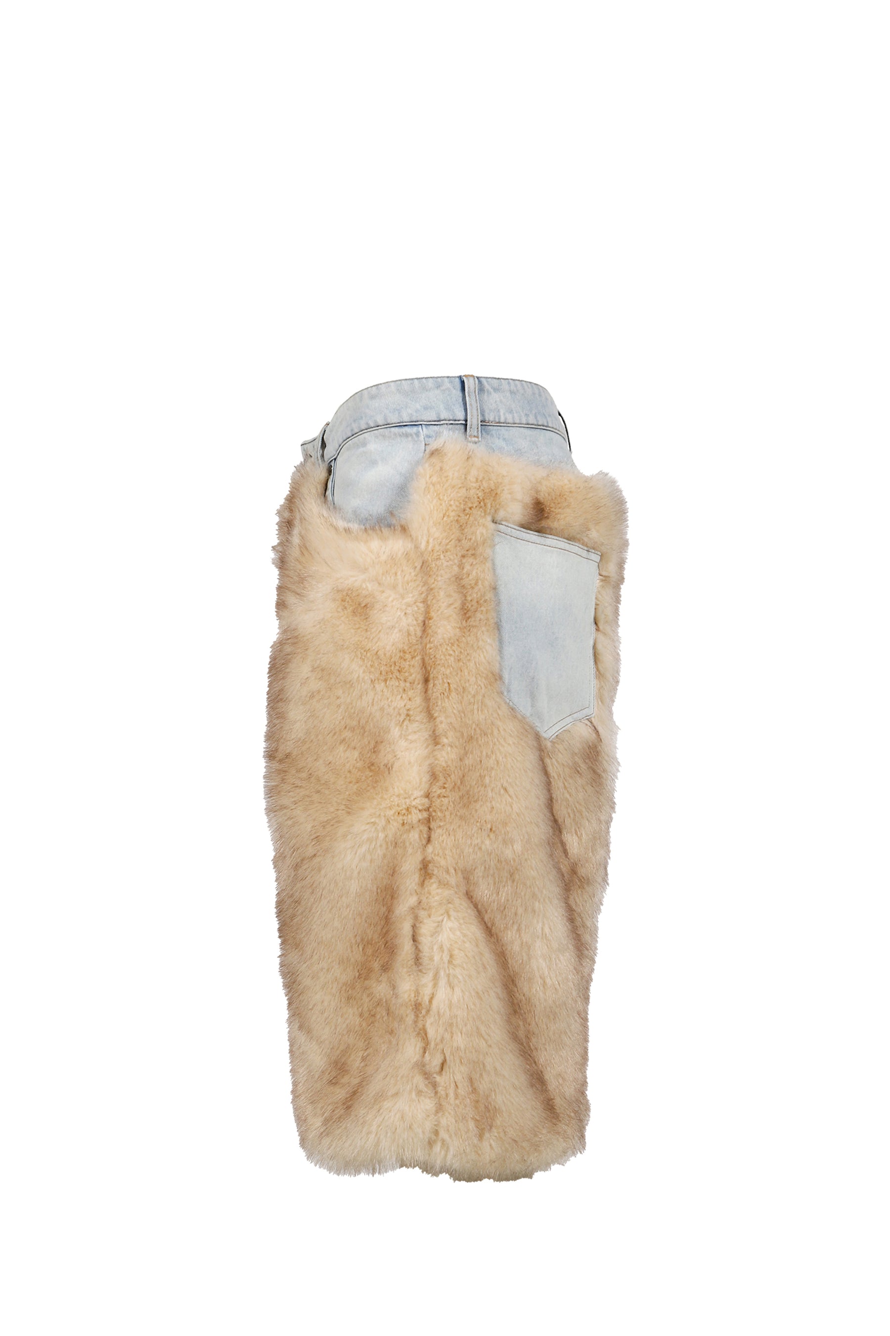 FUR SHORTS / CRM