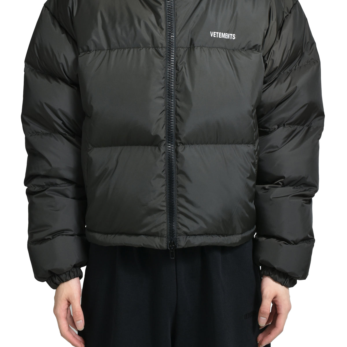 0133-1_c7a23bb5-bce8-4f8d-82ae