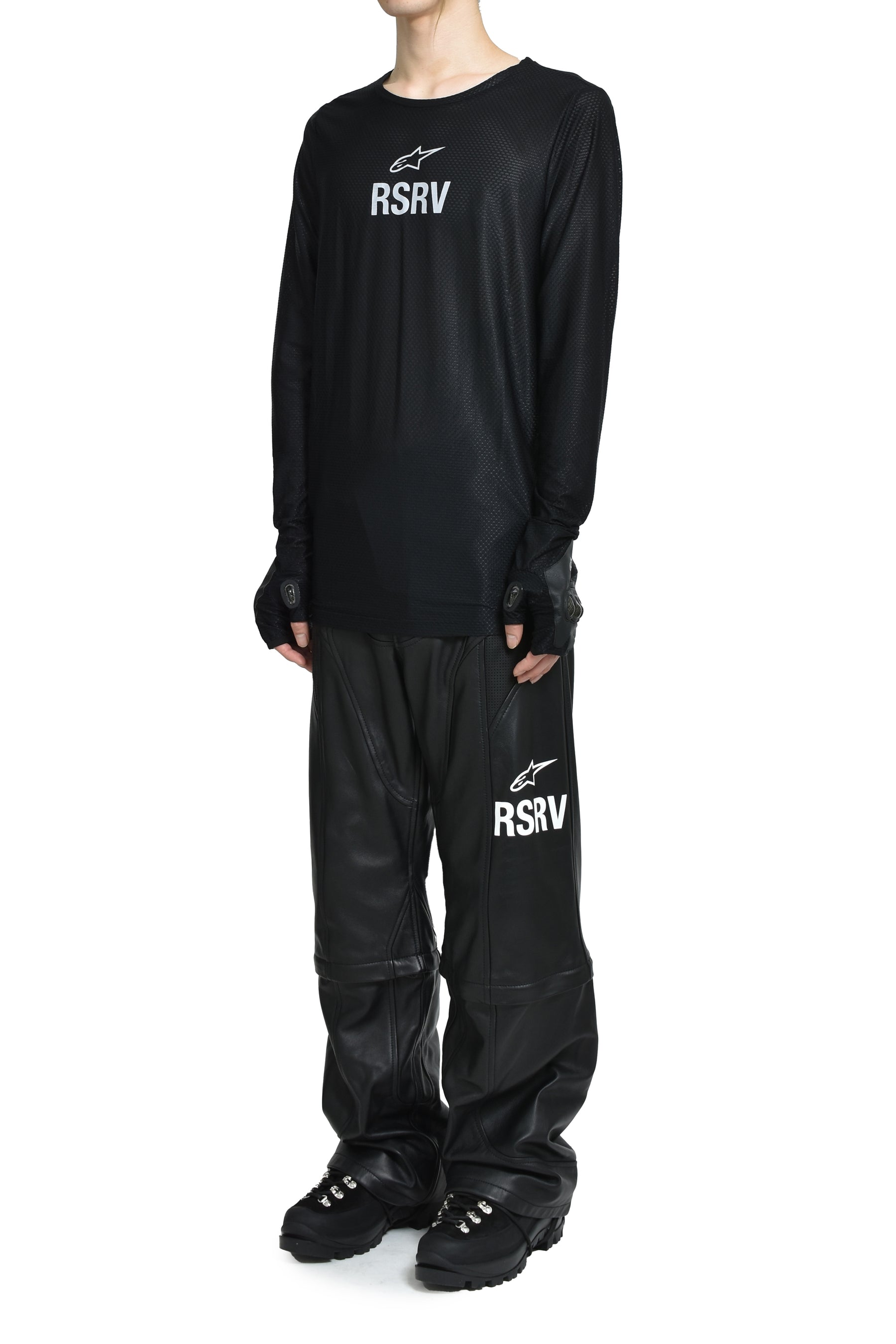 KNUCKLE LS TEE / BLACK 