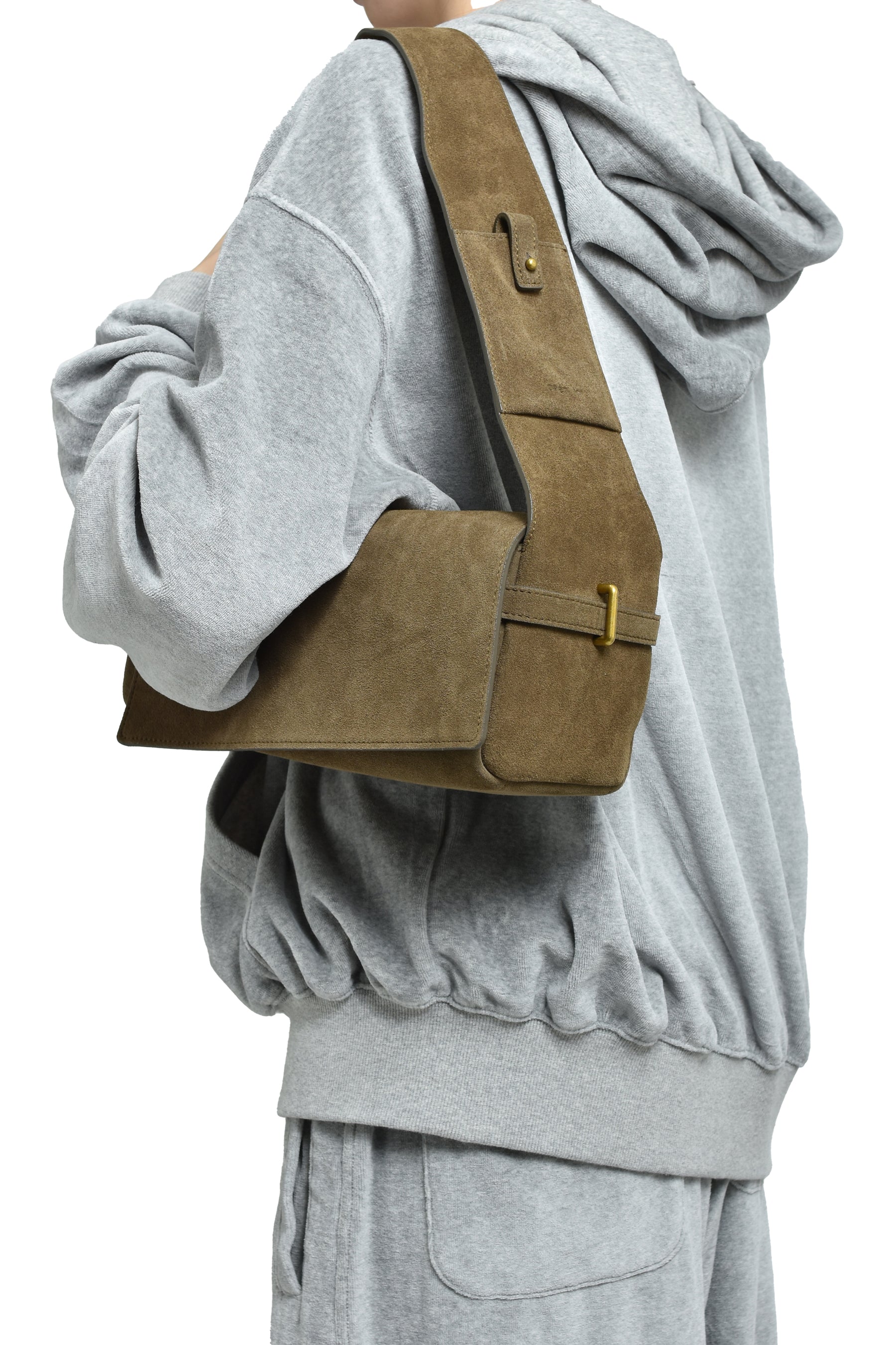 SUEDE BELTING DUFFLE BAG / KHA BRW 