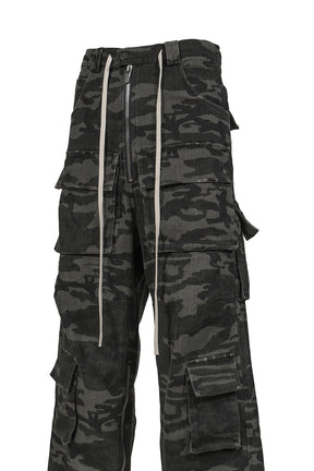 CAMO CARGO PANTS / WOODLAN CAMO