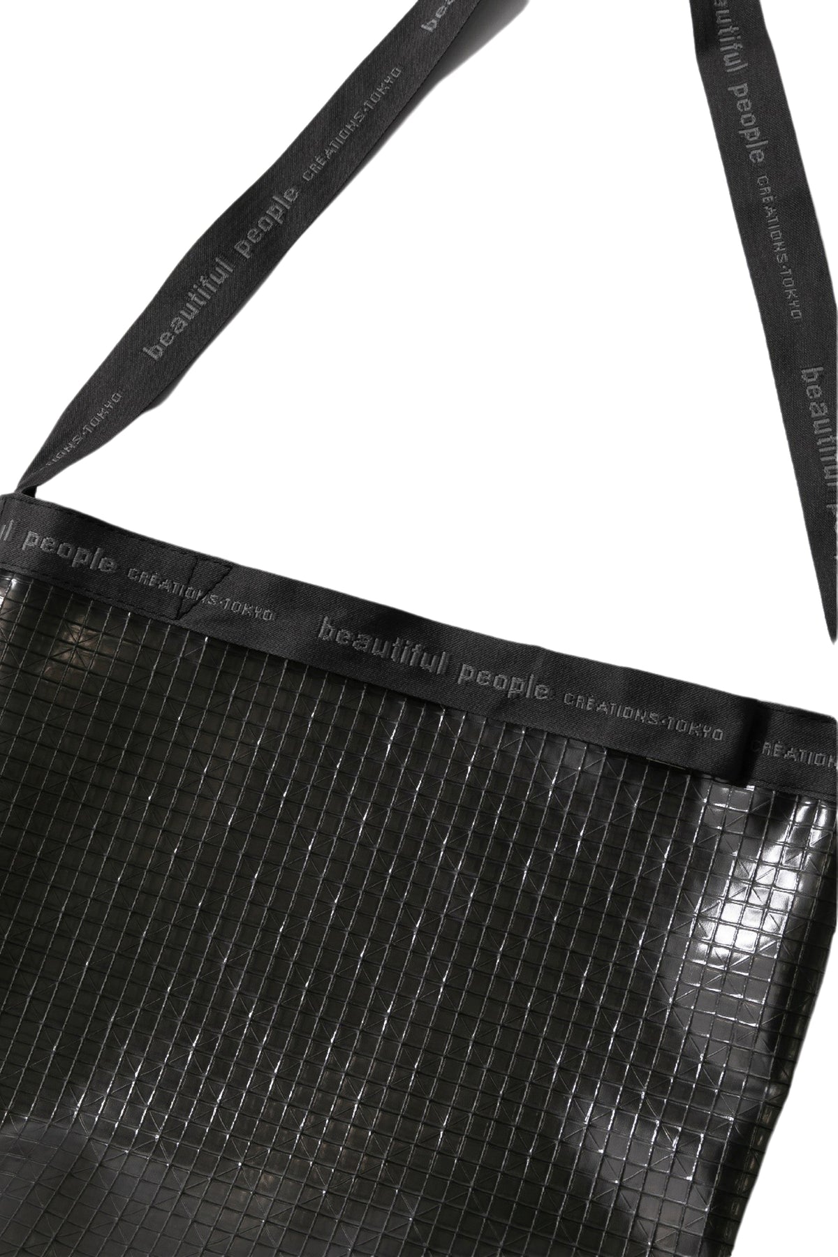 PLAID VINYL LOGO TAPE SHOULDER BAG / BLK