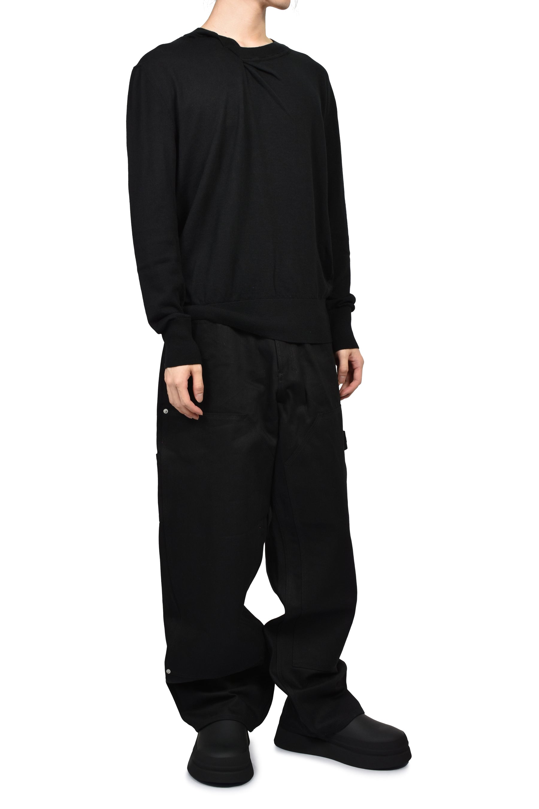 CREWNECK WOOL JUMPER / BLK