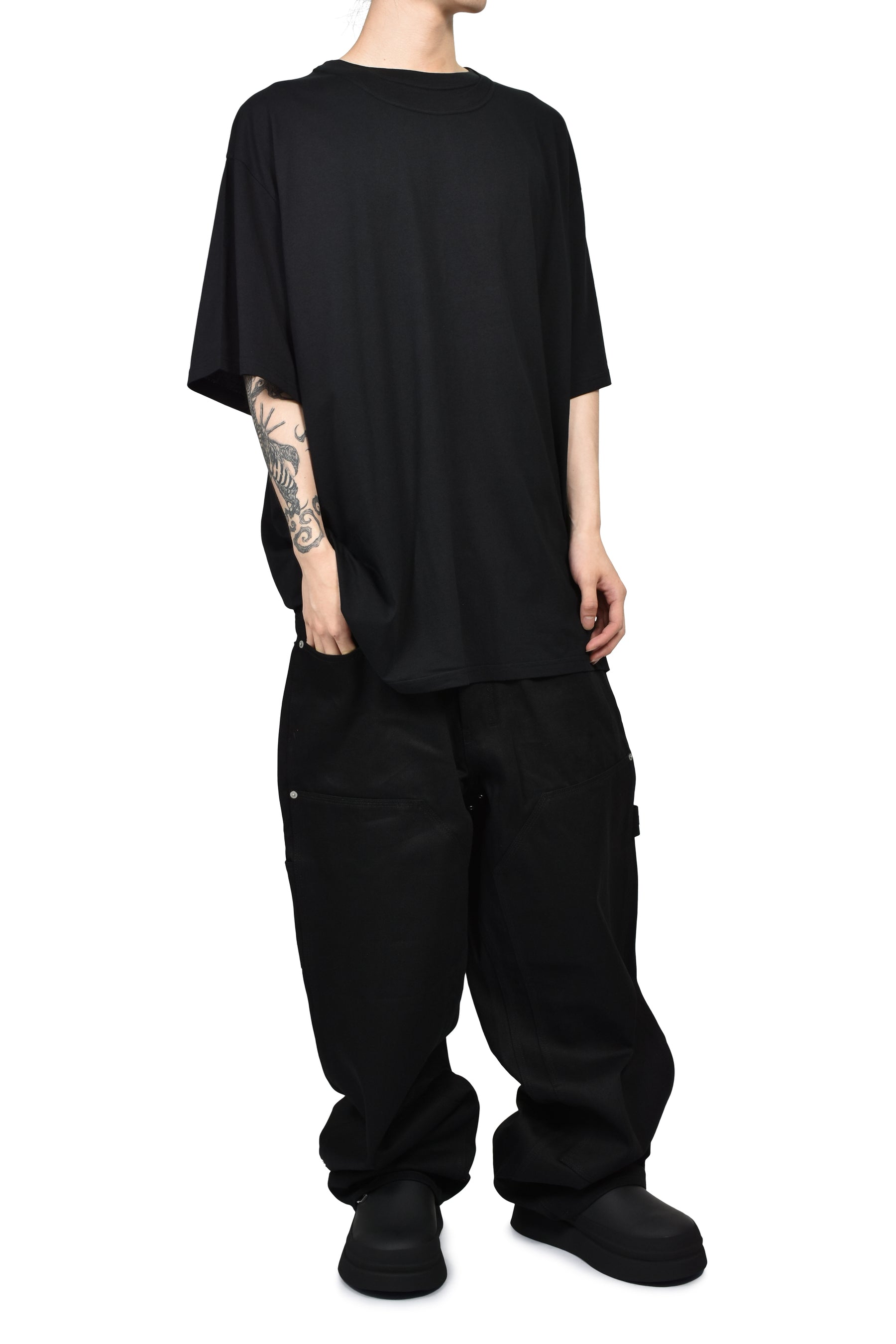 OVERSIZED DOUBLE COLLAR T-SHIRT / BLK