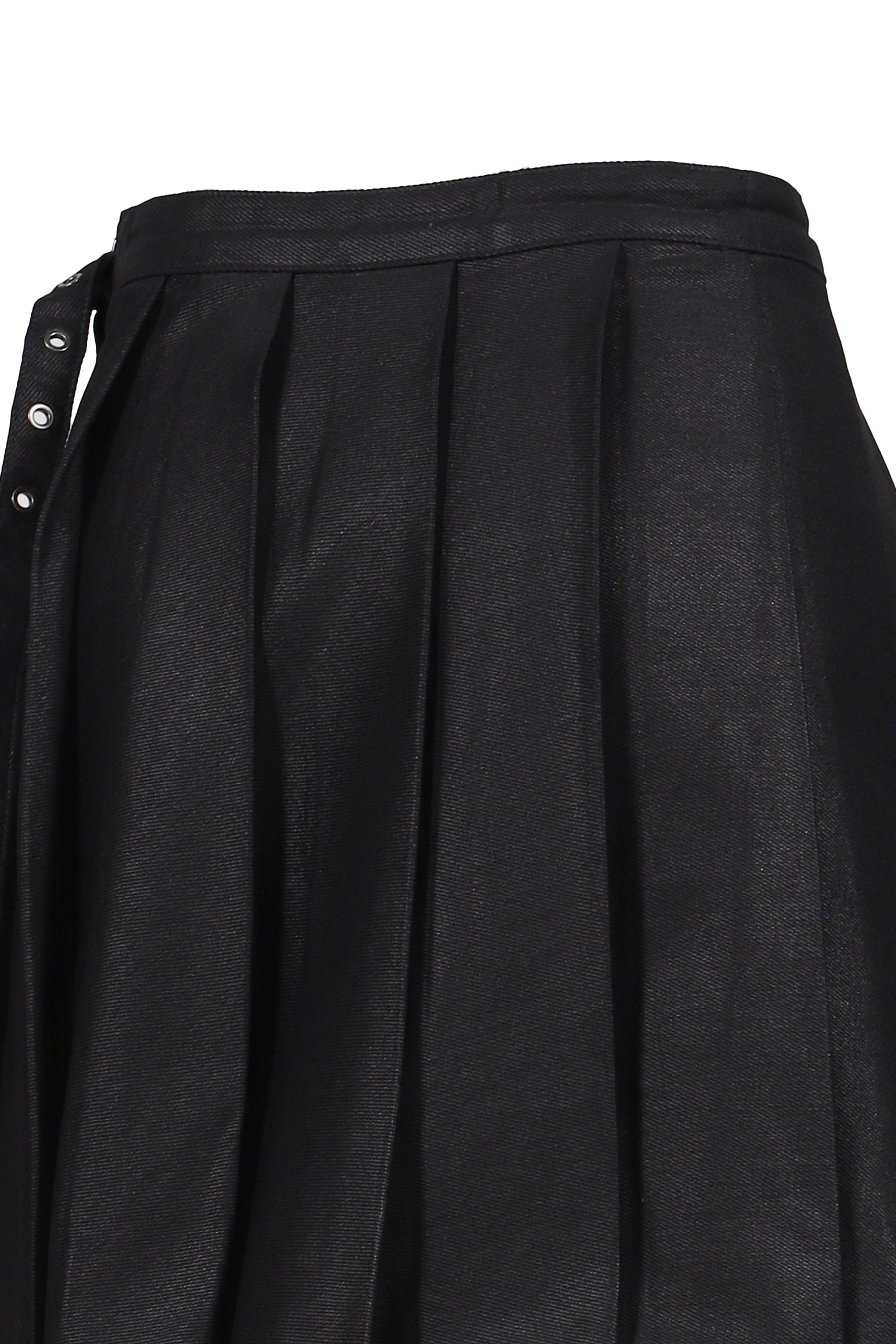 WAXED WRAP SKIRT / BLACK