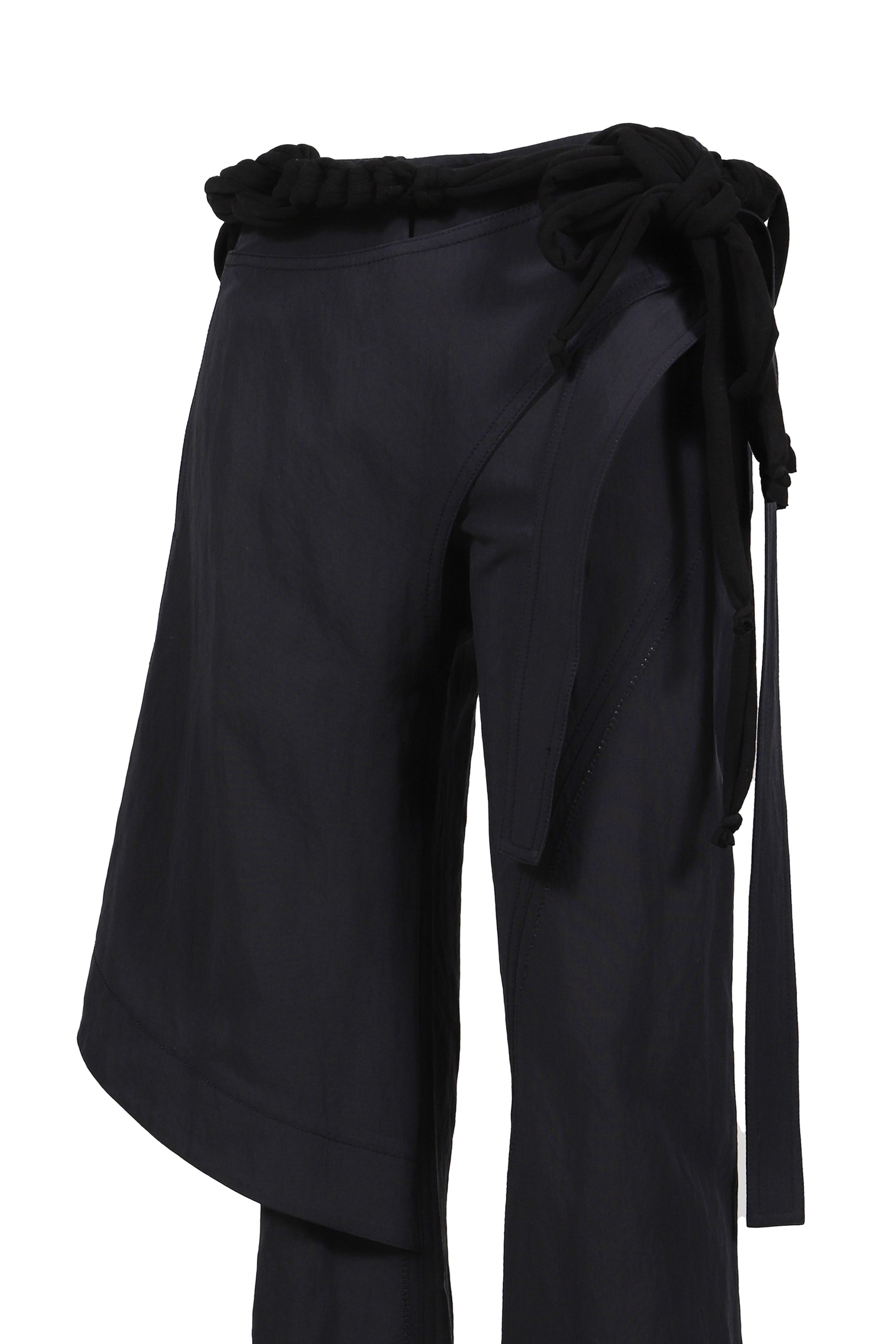 WRAP PANTS W/ MACRAME BELT / BLK