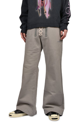 CLASSIC FLARE SWEATPANTS / DUST